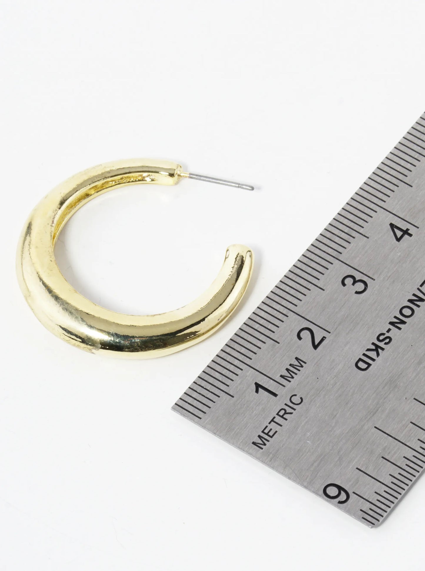 30mm Metal Tapered Open Hoop Earrings