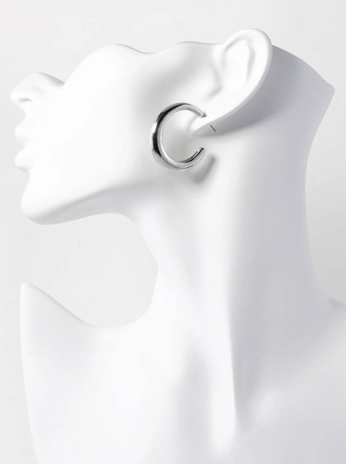 30mm Metal Tapered Open Hoop Earrings