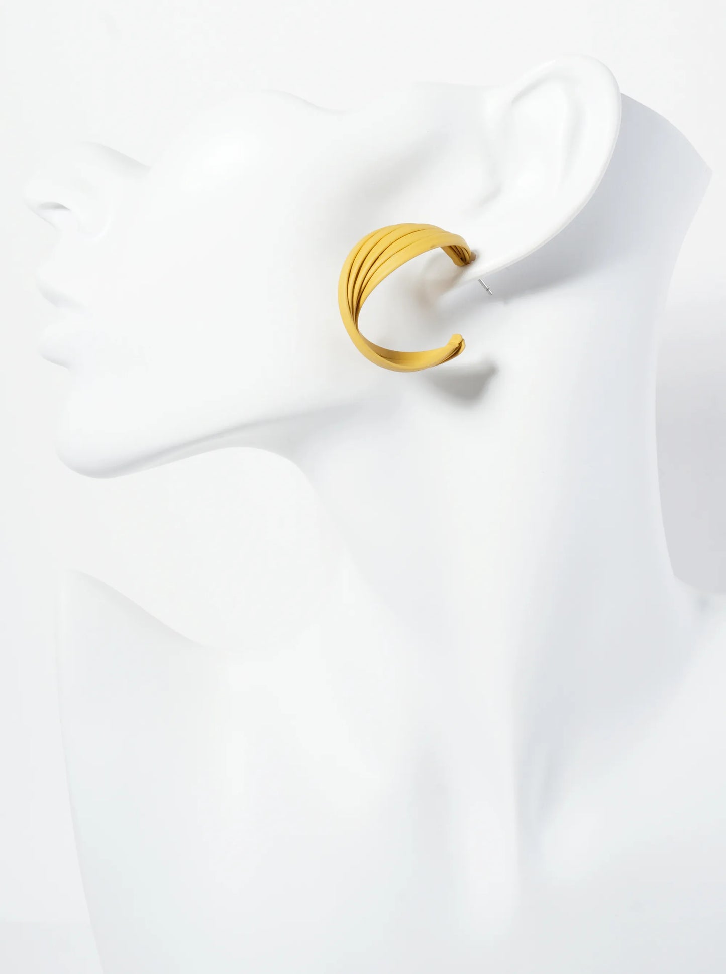 30mm Multiple Overlapping Hoop Earrings