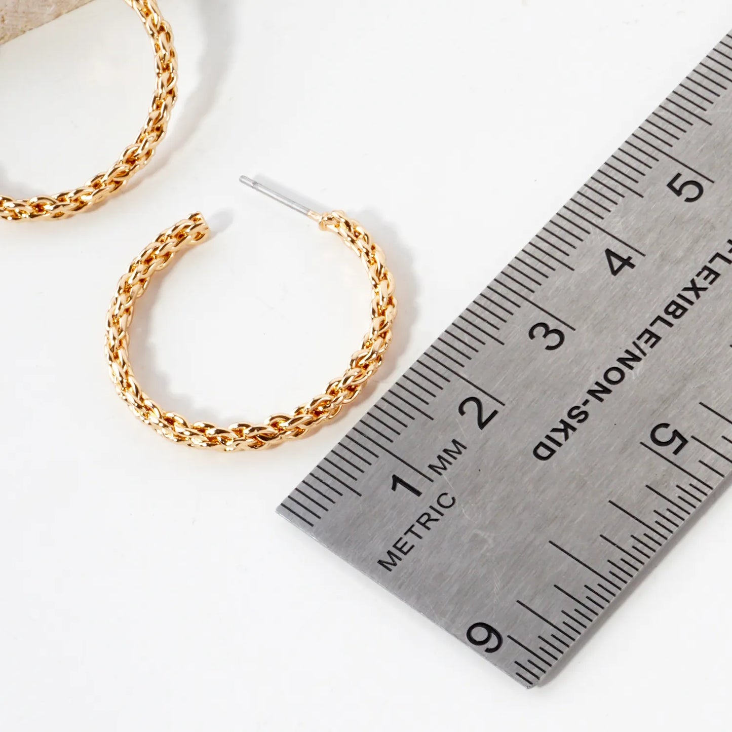 30mm Polished Chain Hoop Earrings