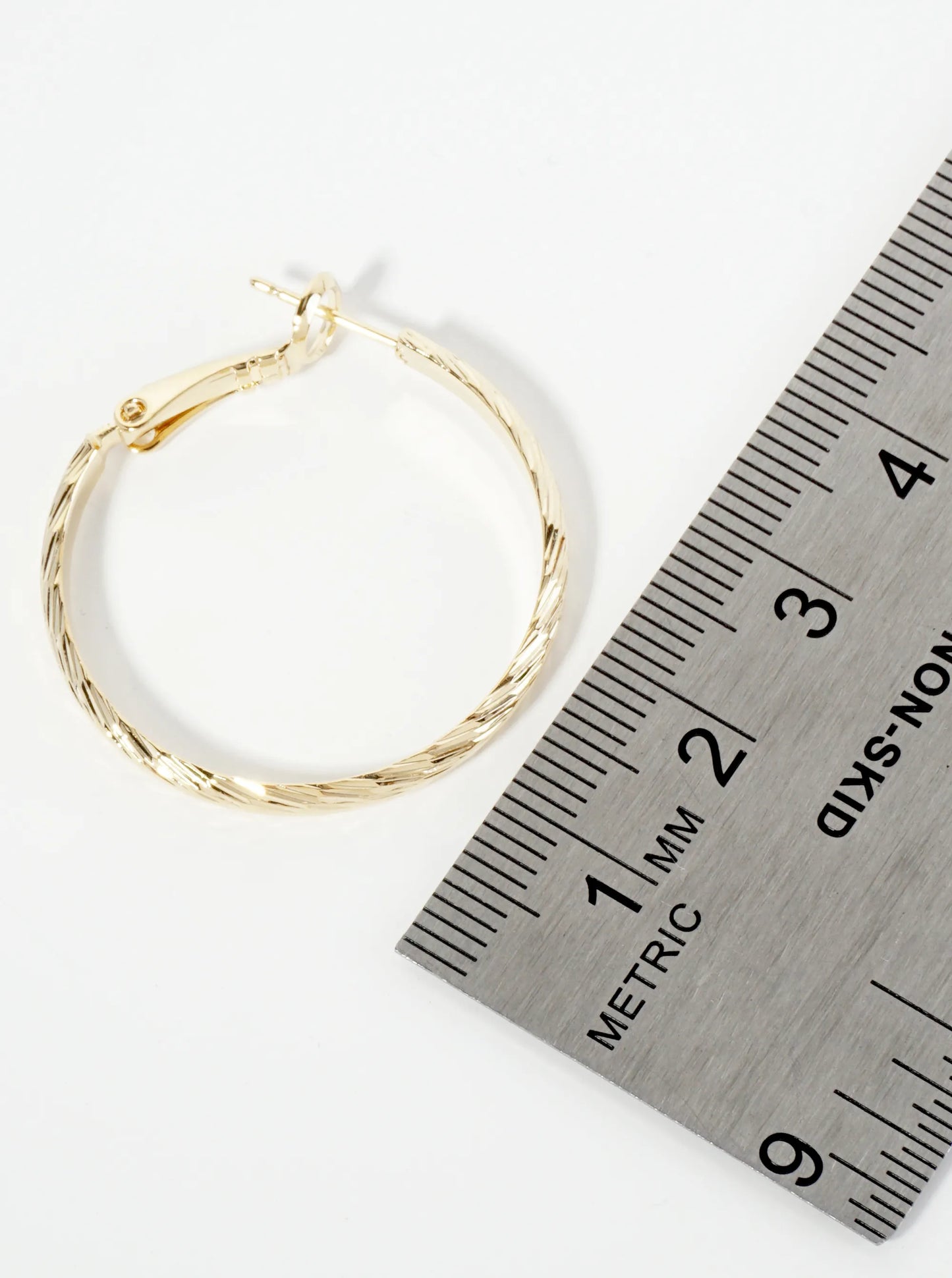 30mm Textured Brass Latch-back Hoop Earrings With 3mm Thickness