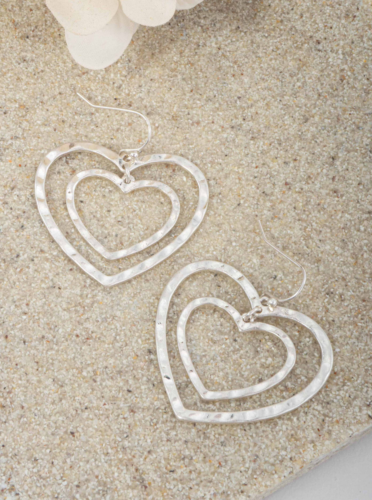 Layered Hammered Heart Dangle Wire Drop Earrings - WORN SILVER