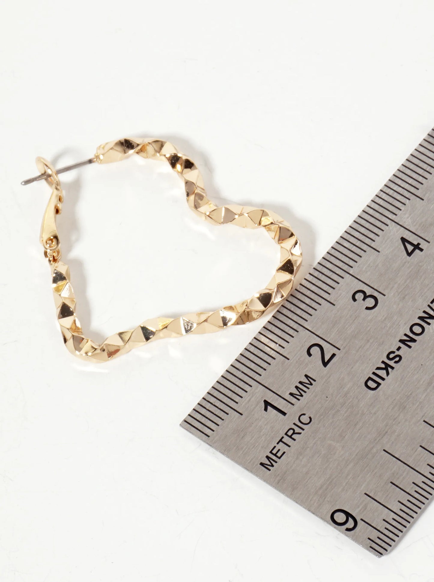 35mm Angular Metal Heart-Shaped Latch-Back Hoop Earrings