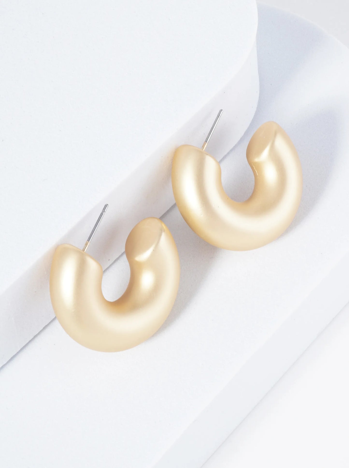 35mm Lightweight Metallic Hollow Hoop Earrings