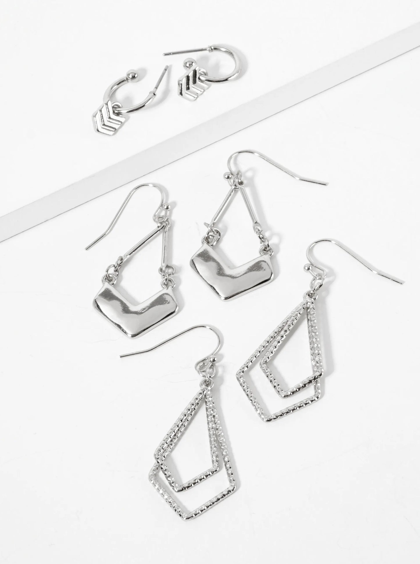 3PC-Set Polished Metal Chevron Dangle Hoop Earrings
