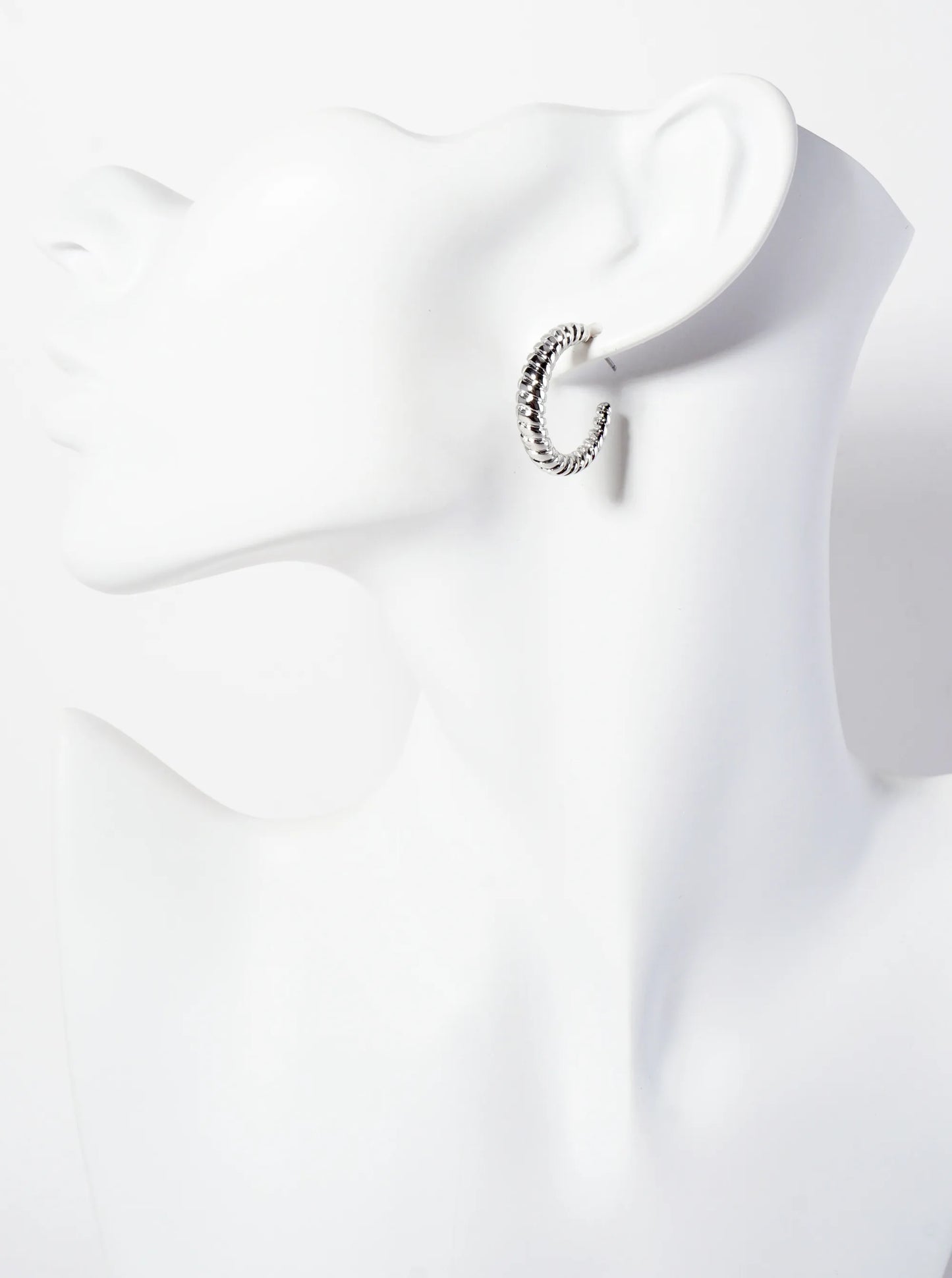 3PC-Set Textured Metal Stud Hoop Earrings