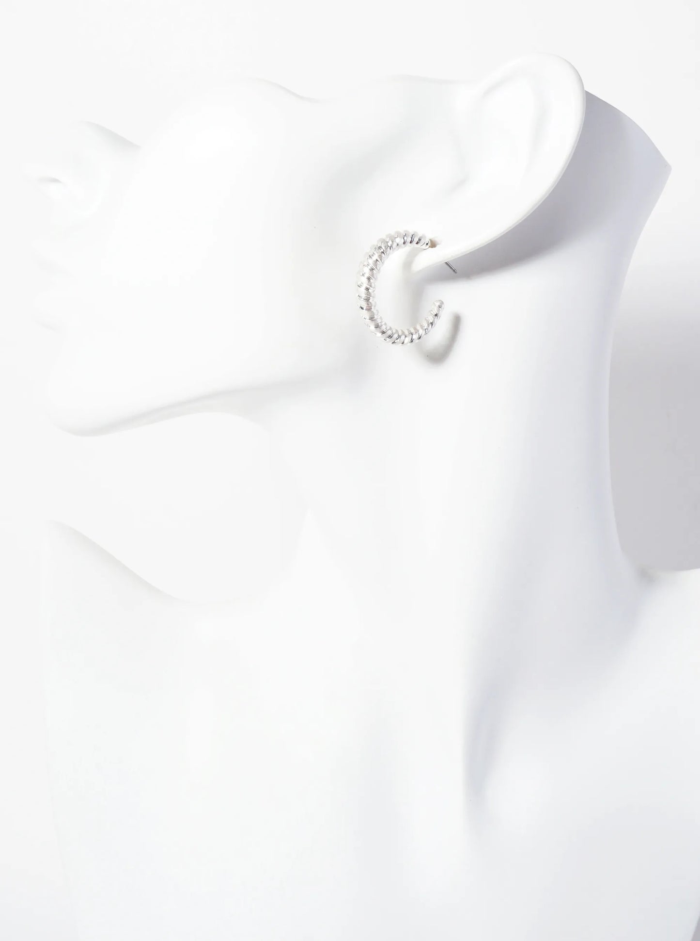 3PC-Set Textured Metal Stud Hoop Earrings