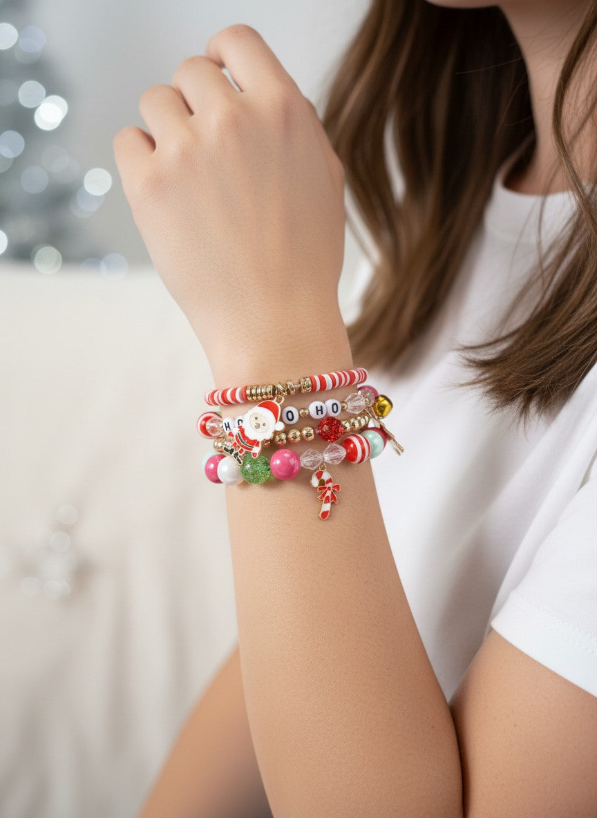 4-PC-Santa-Christmas-Beaded-Stretch-Bracelet-Set-31-GSB2088-GD-3-QAV4P412084426K0437.jpg