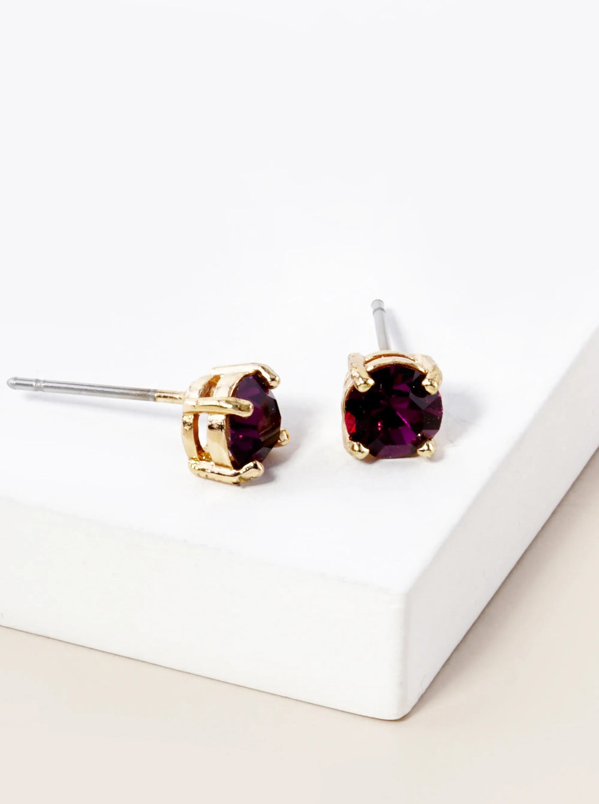 4-Prong 6mm Birthstone Stud Earrings - Gold