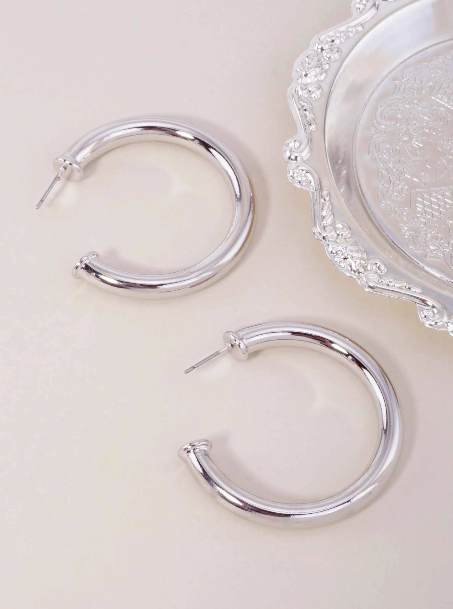 40-mm Elegant Medium Post Back Hoop Earrings