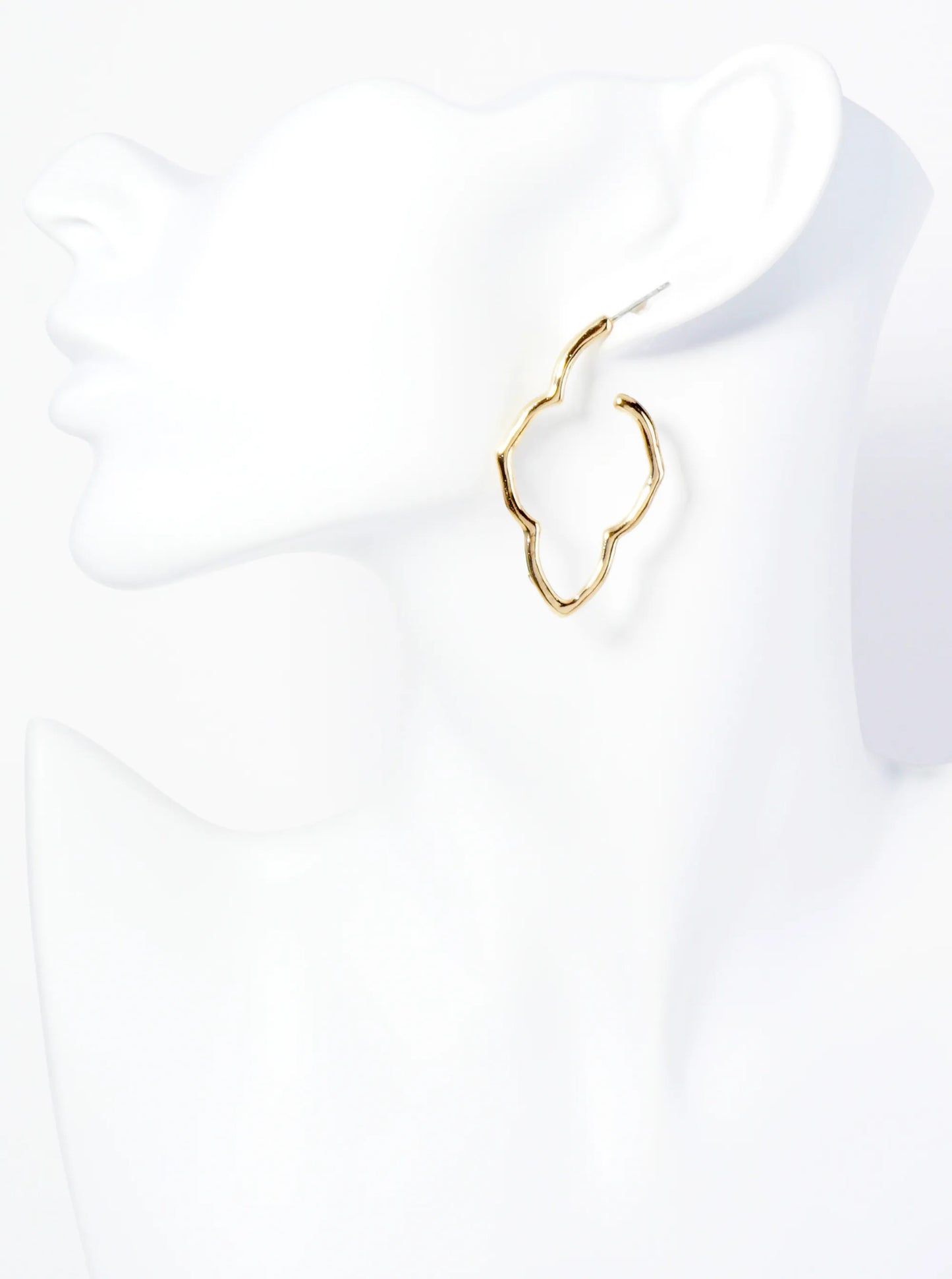 45mm Metal Elongated Quatrefoil Hoop Earrings