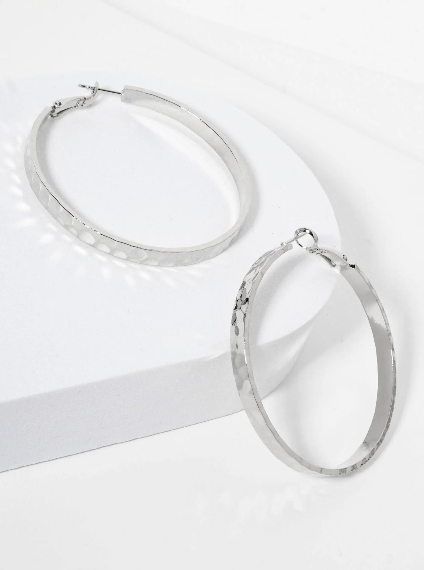 50mm 14K-Gold-Dipped Hammered-Texture 4mm Thickness Latch-Back Hoop Earrings
