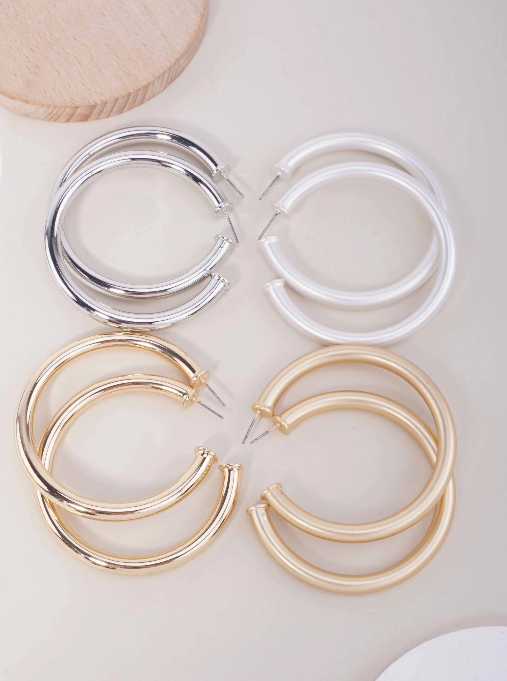 60-mm-Elegant-Large-Post-Back-Hoop-Earrings-33-HE1457-GD-1-CTJIRJ23072826K0337.jpg