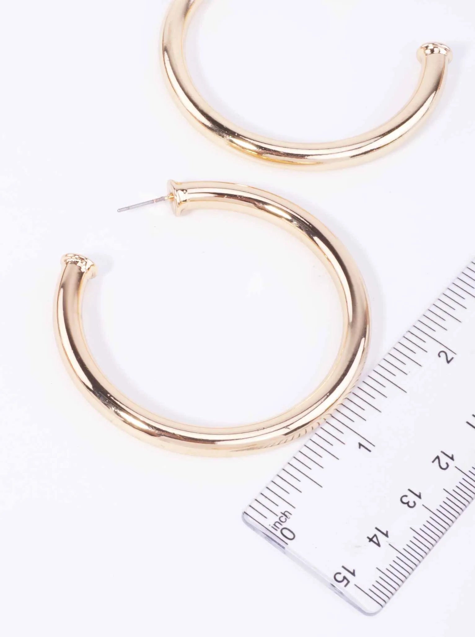 60-mm-Elegant-Large-Post-Back-Hoop-Earrings-33-HE1457-GD-2-325TSF23072826K0337.jpg