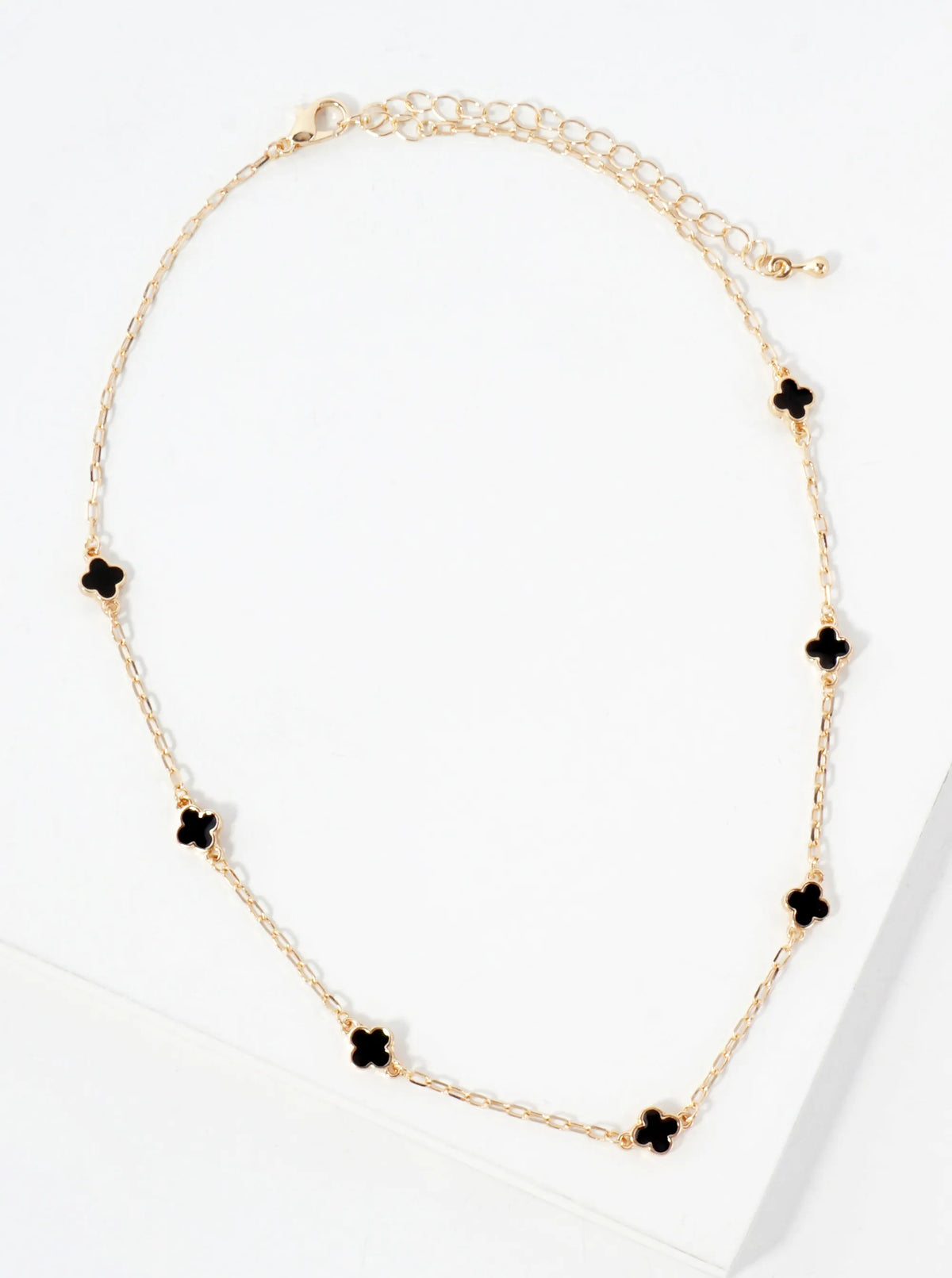 6mm Enamel Seven Quatrefoil 15-Inch Station Choker Necklace