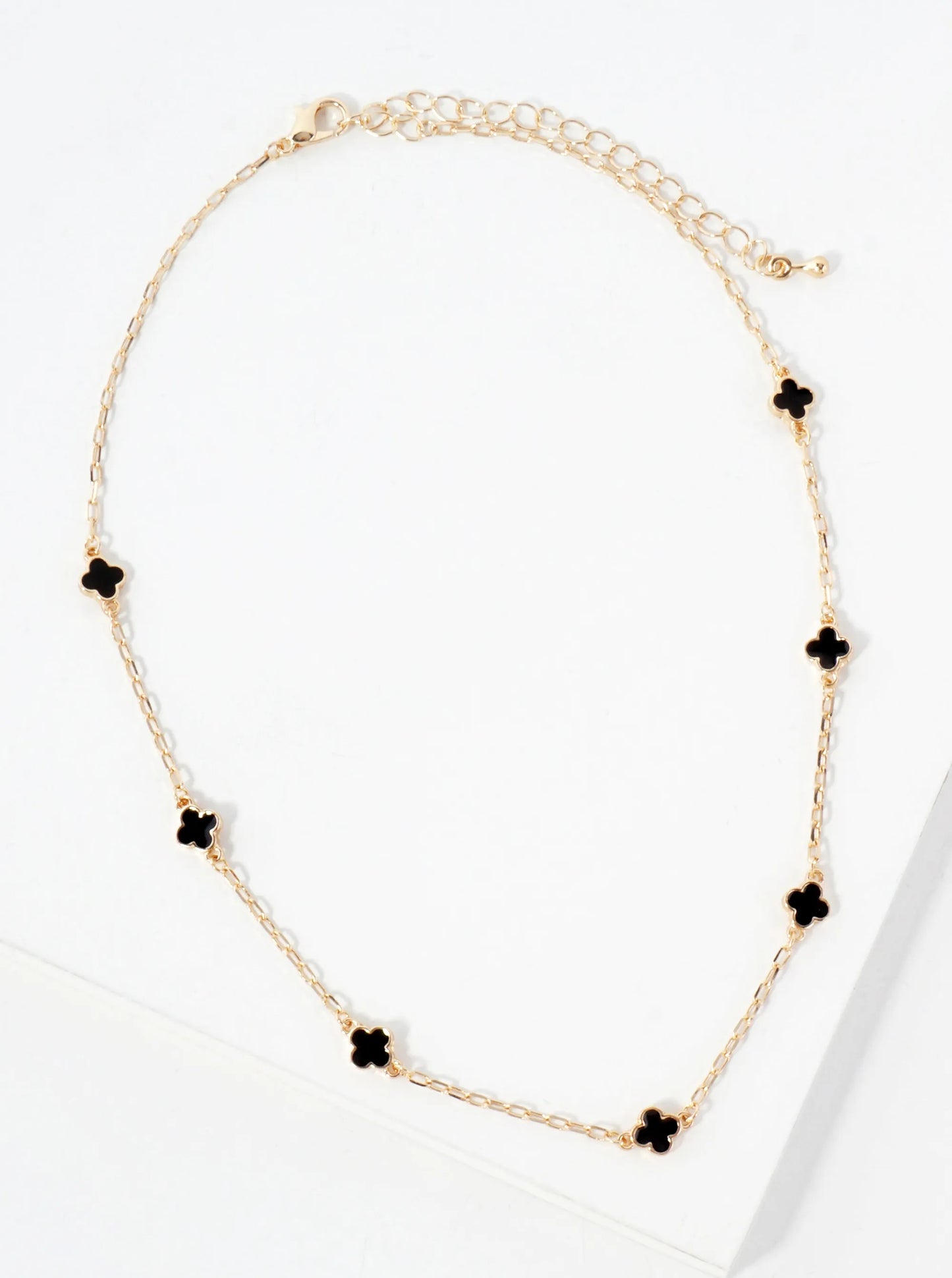 6mm Enamel Seven Quatrefoil 15-Inch Station Choker Necklace