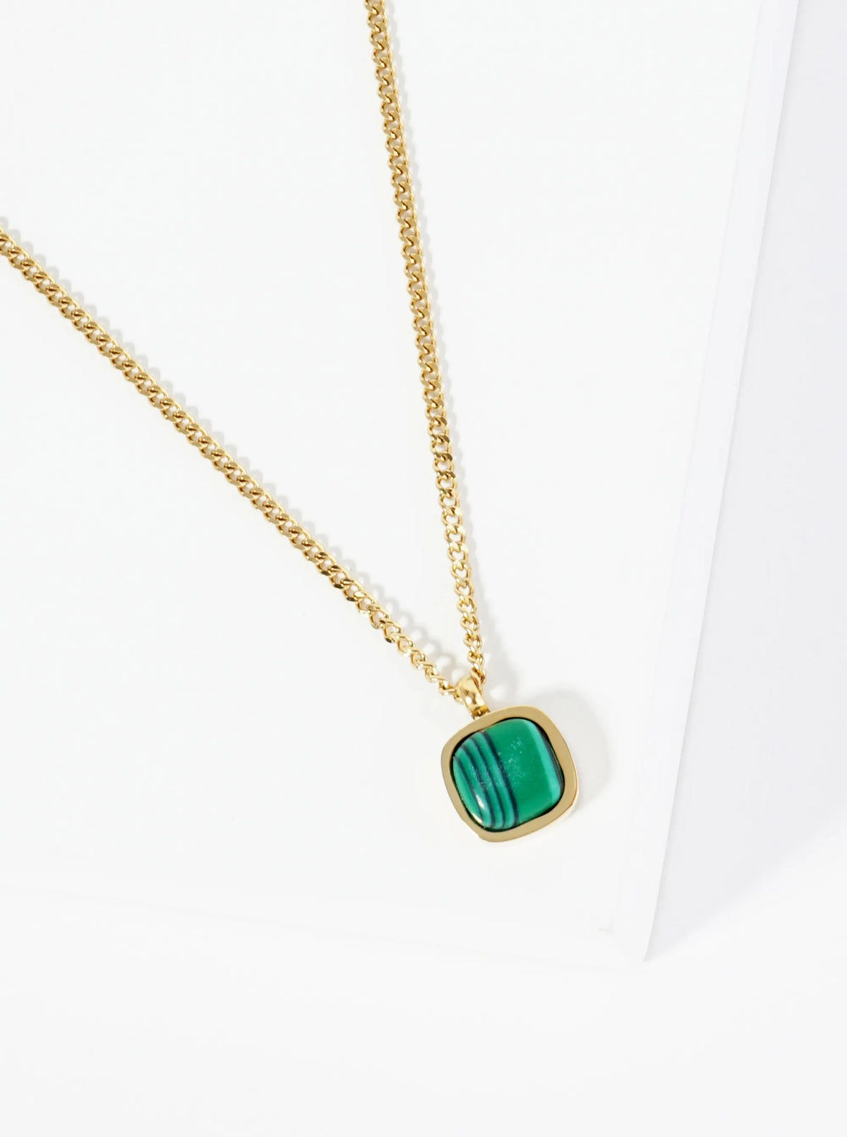 7mm Malachite Stone Pendant Hypoallergenic Stainless Steel Necklace