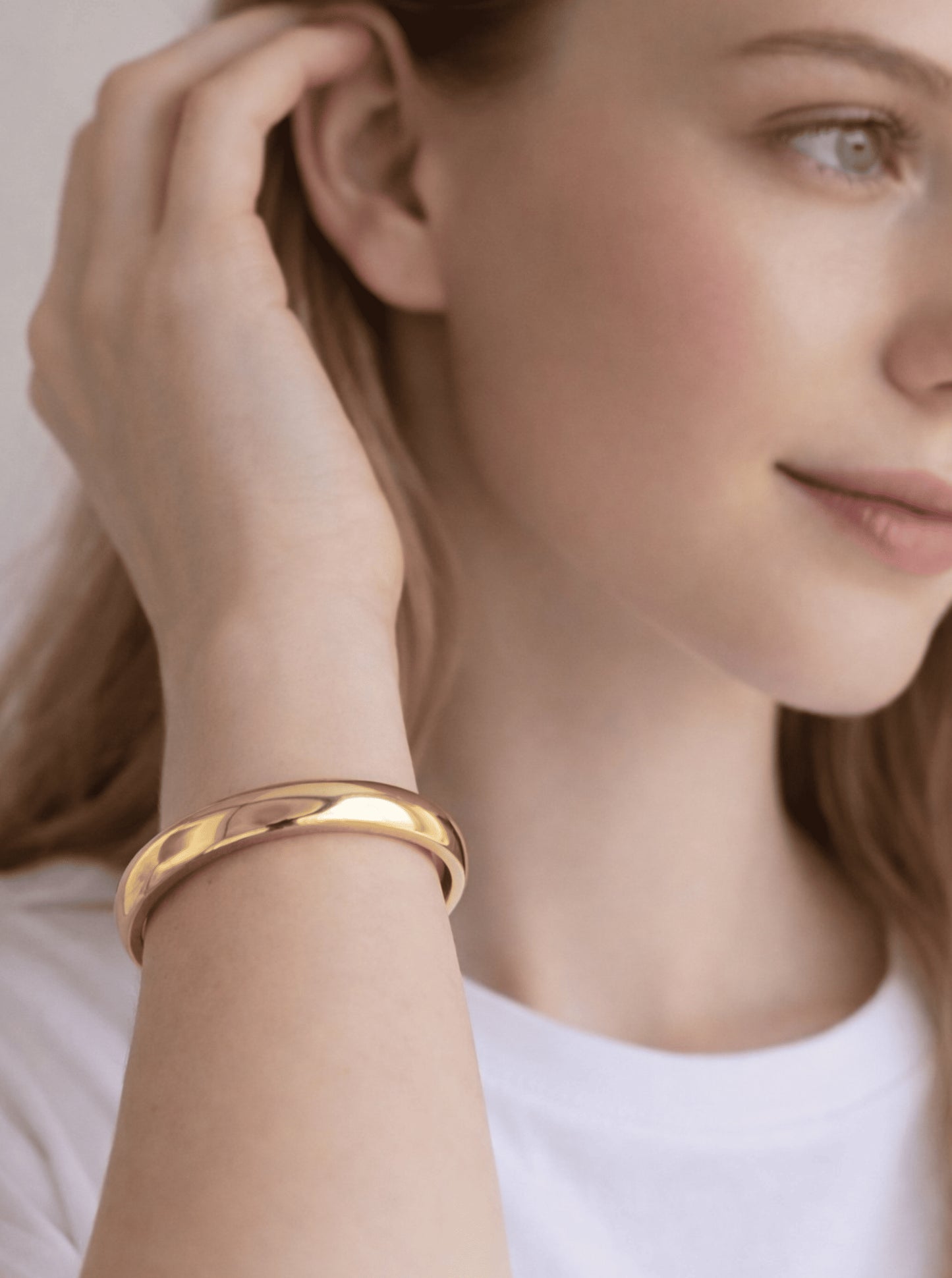 8mm Wide Sleek Stainless-Steel Hinged Bangle Bracelet