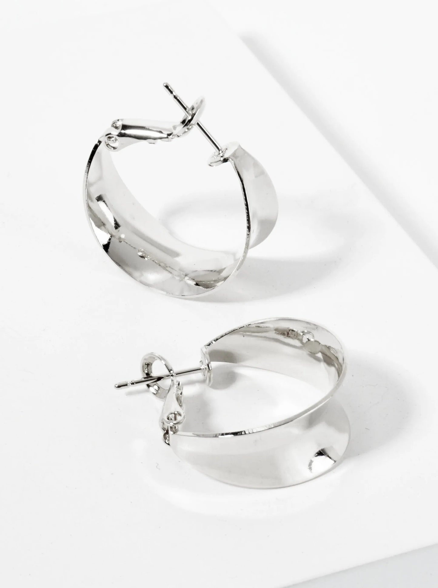 9mm Wide 14K-Gold-Dipped Tapered Latch-Back 20mm Hoop Earrings