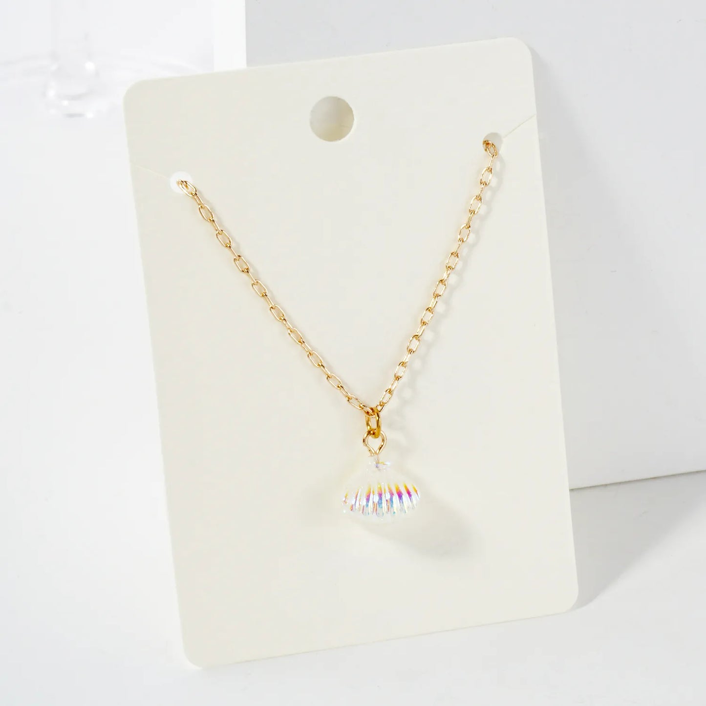 AB Coated Imitation Shell Pearl Dainty Pendant Necklace