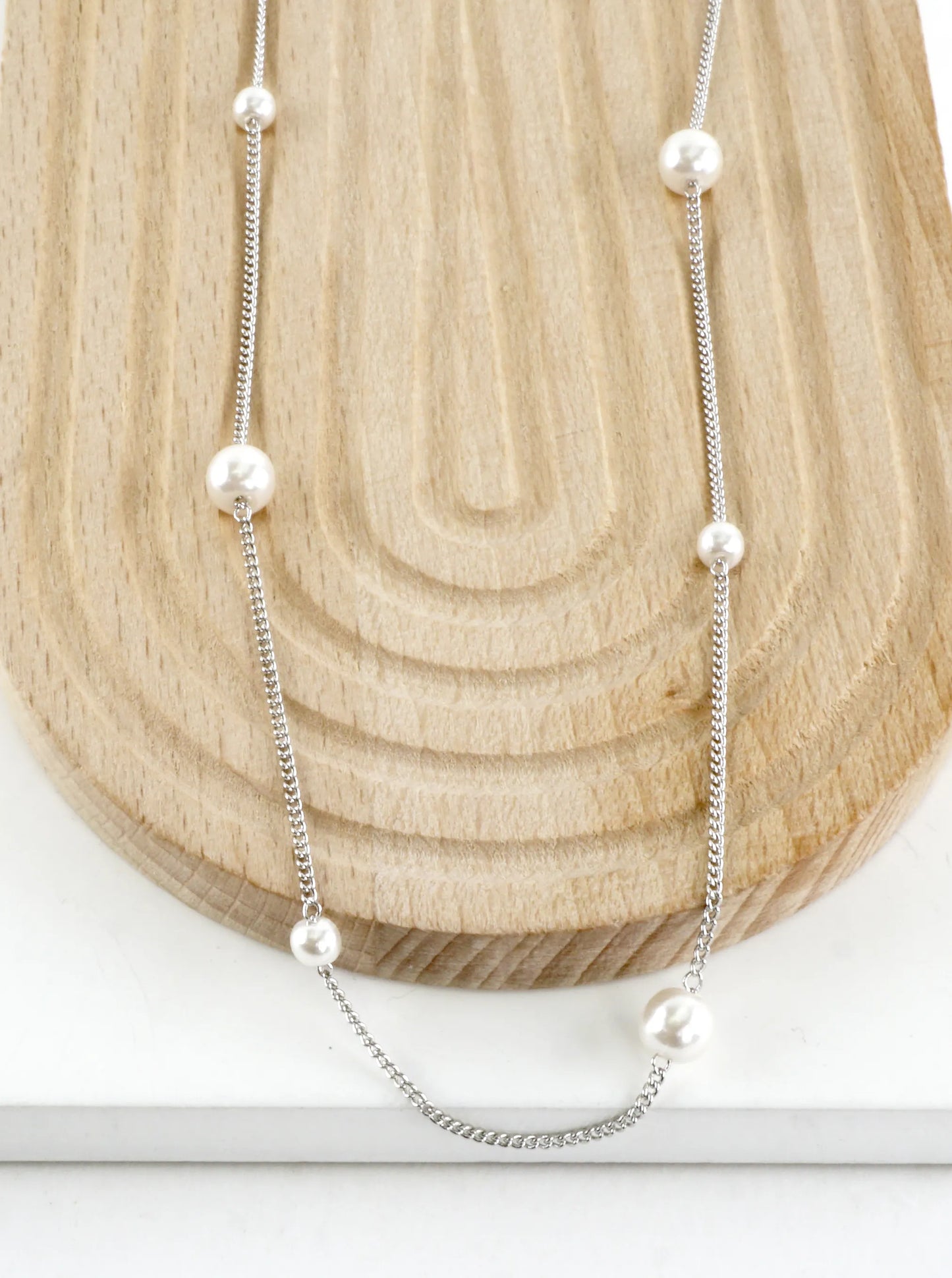 Alternating Pearl Brass Chain Necklace