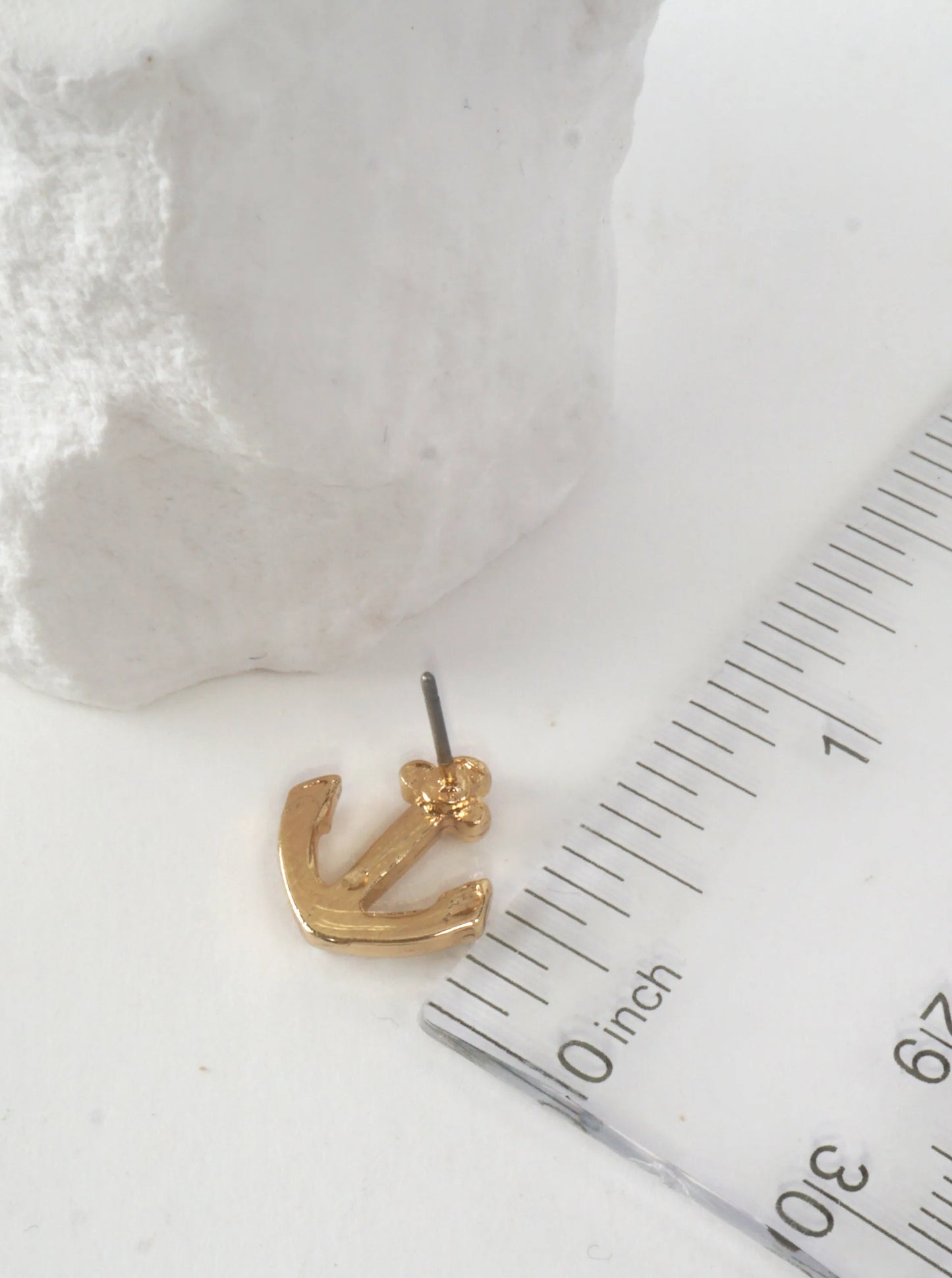 Anchor Pendant Textured Necklace