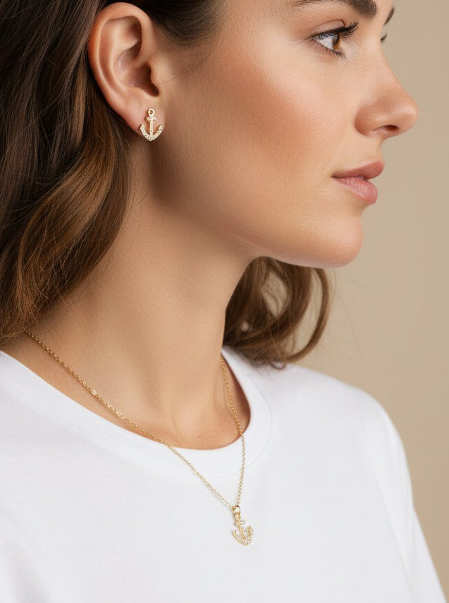 Anchor Pendant Textured Necklace