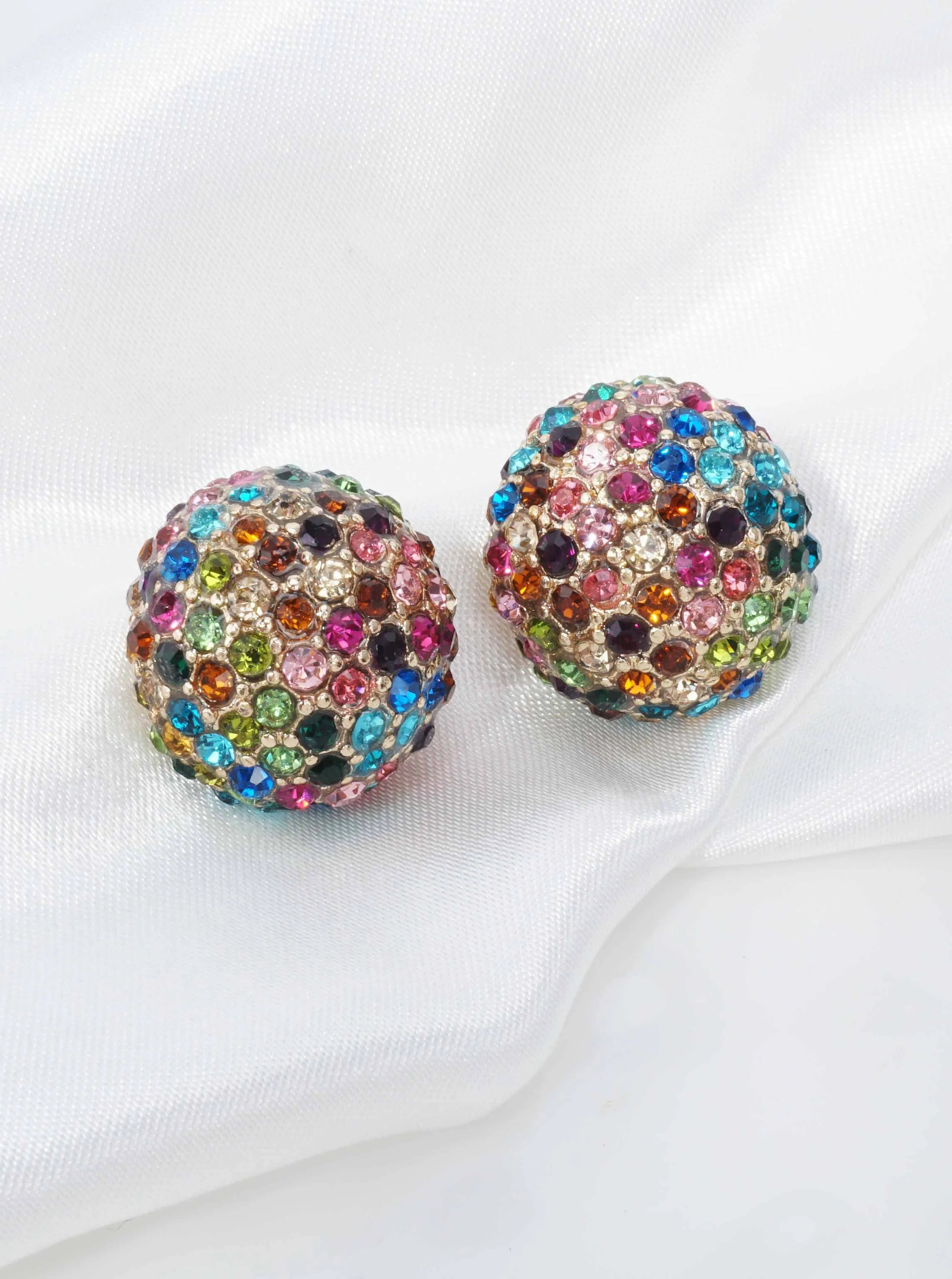Artistic-Round-Pavé-Post-Back-Stud-Earrings--61-E2109-MT-0-1XAH3D26064326K1102.jpg