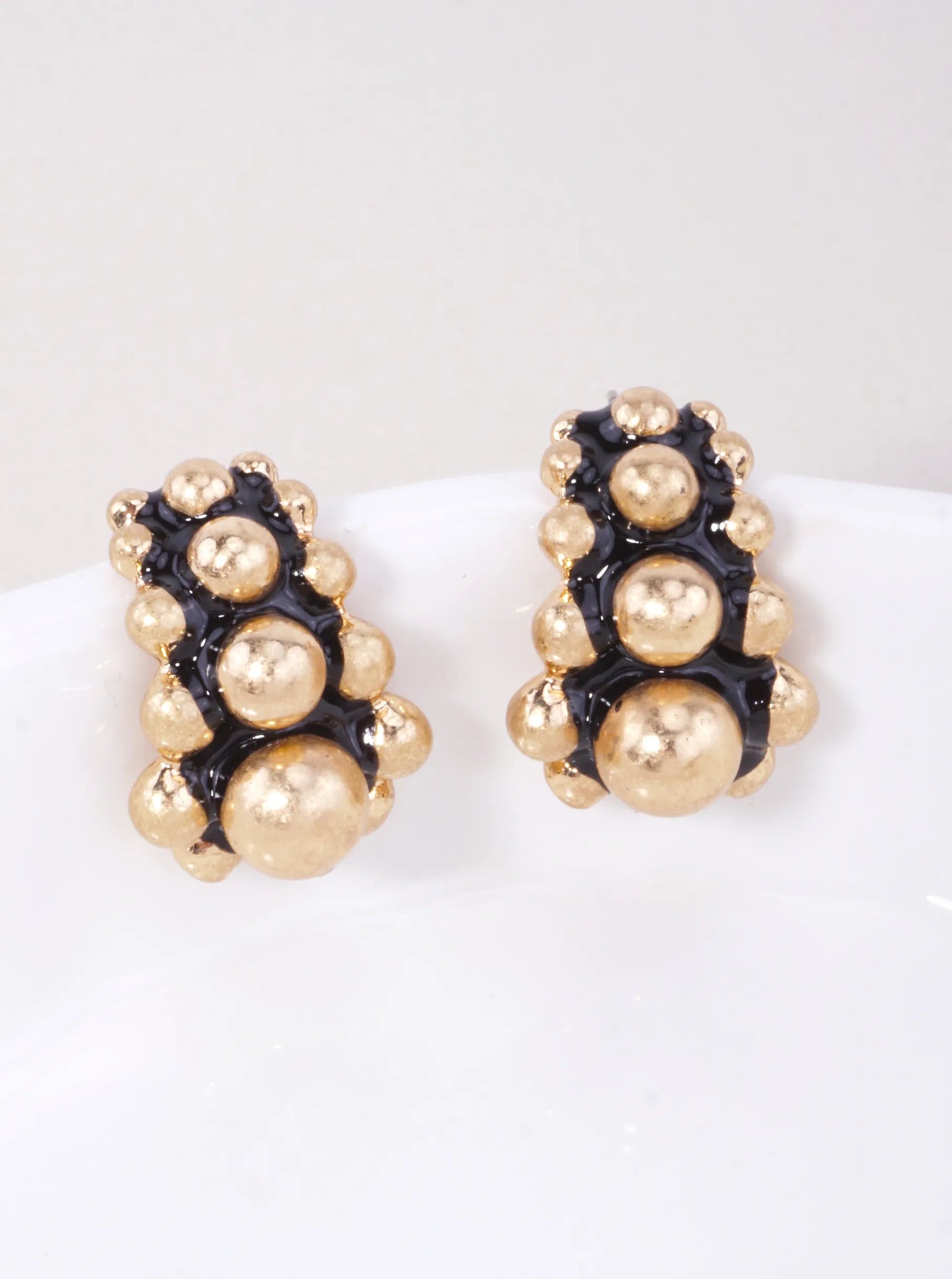 Ball-Beaded-Cluster-Half-Hoop-Earrings-149-SE1002-WGB-0-SFZJL329070326K1006.jpg