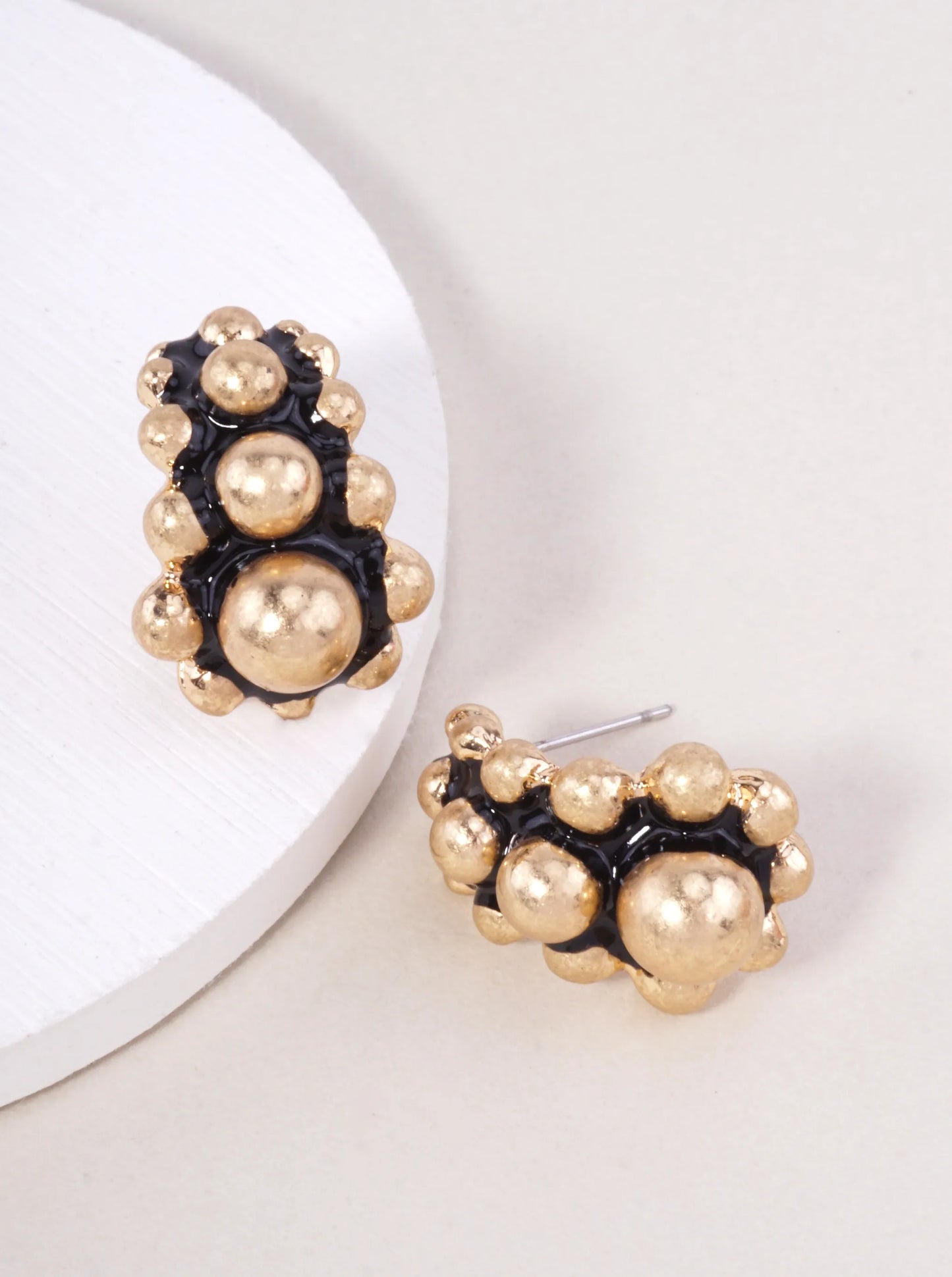 Ball-Beaded-Cluster-Half-Hoop-Earrings-149-SE1002-WGB-1-QGEW7529070326K1006.jpg