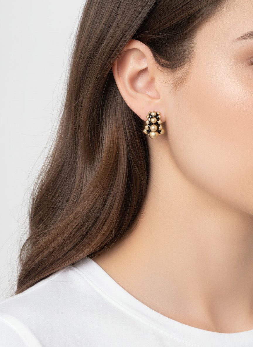 Ball-Beaded-Cluster-Half-Hoop-Earrings-149-SE1002-WGB-3-O5LF2V29070326K1006.jpg