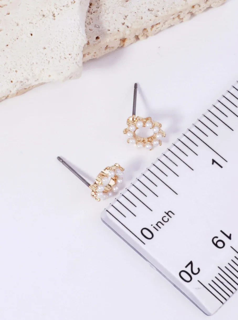 Beaded-Pearl-Round-Stud-Earrings-61-E2840-GWH-1-1LSSNV20070826K0949.jpg