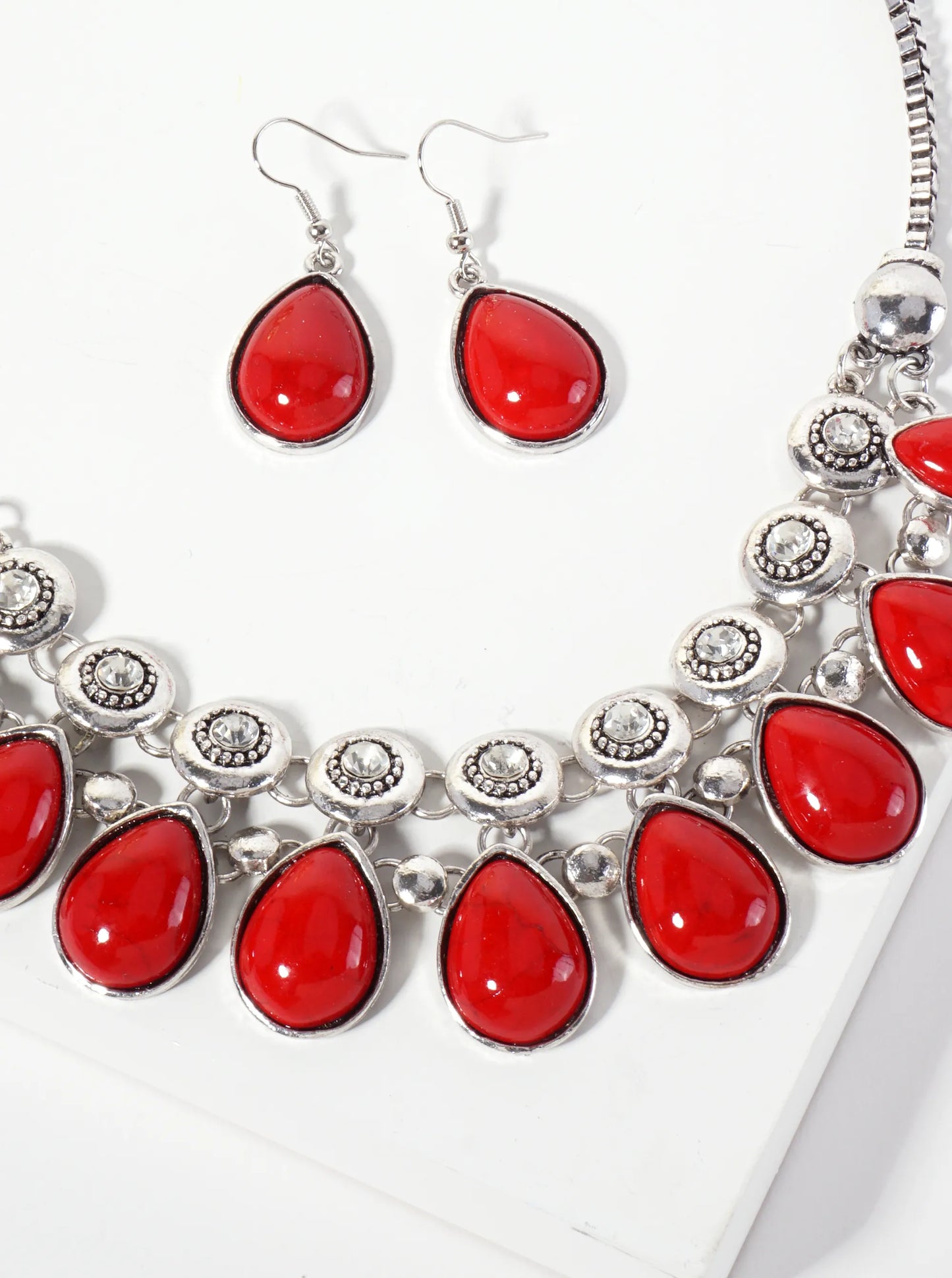 Boho Teardrop-Shaped Semi-Precious Natural-Stone With Rhinestone Statement Necklace