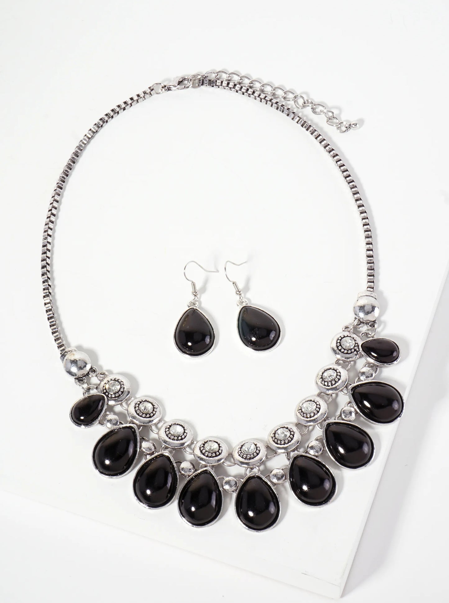 Boho Teardrop-Shaped Semi-Precious Natural-Stone With Rhinestone Statement Necklace