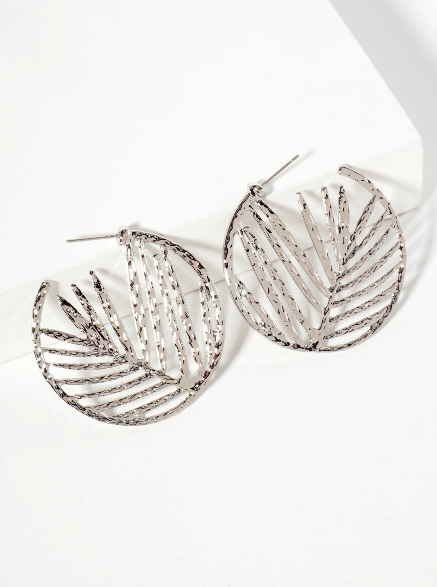 Botanical-Theme 38mm Textured Leaf Hoop Earrings