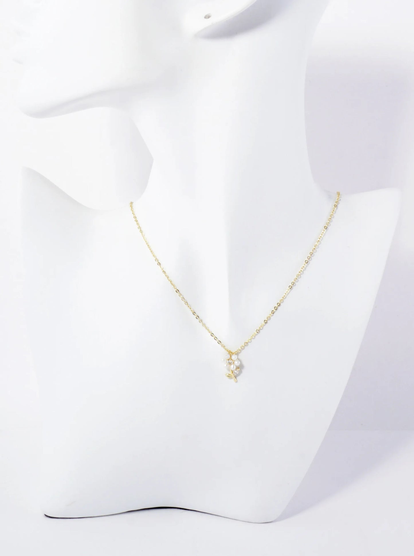 Botanical-Theme CZ Pearl Flower Pendant 18K-Gold-Dipped Necklace