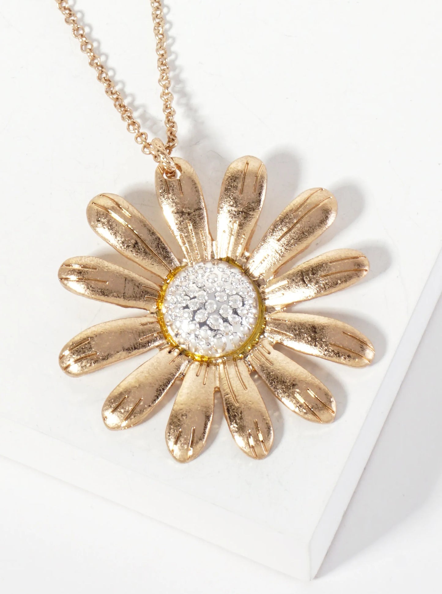 Botanical-Theme Dual-Tone Textured Metal Flower Pendant 32-inch Long Necklace