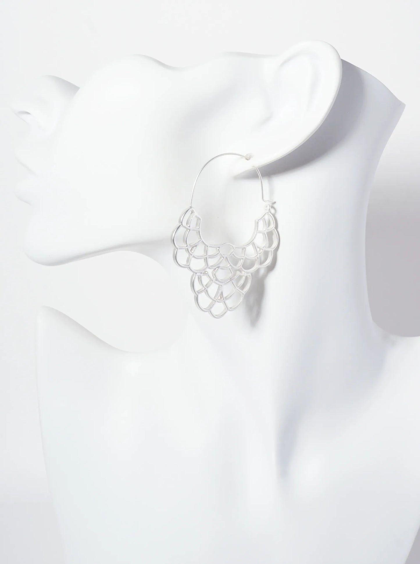 Botanical-Theme Floral Filigree 30mm Wire Hoop Earrings