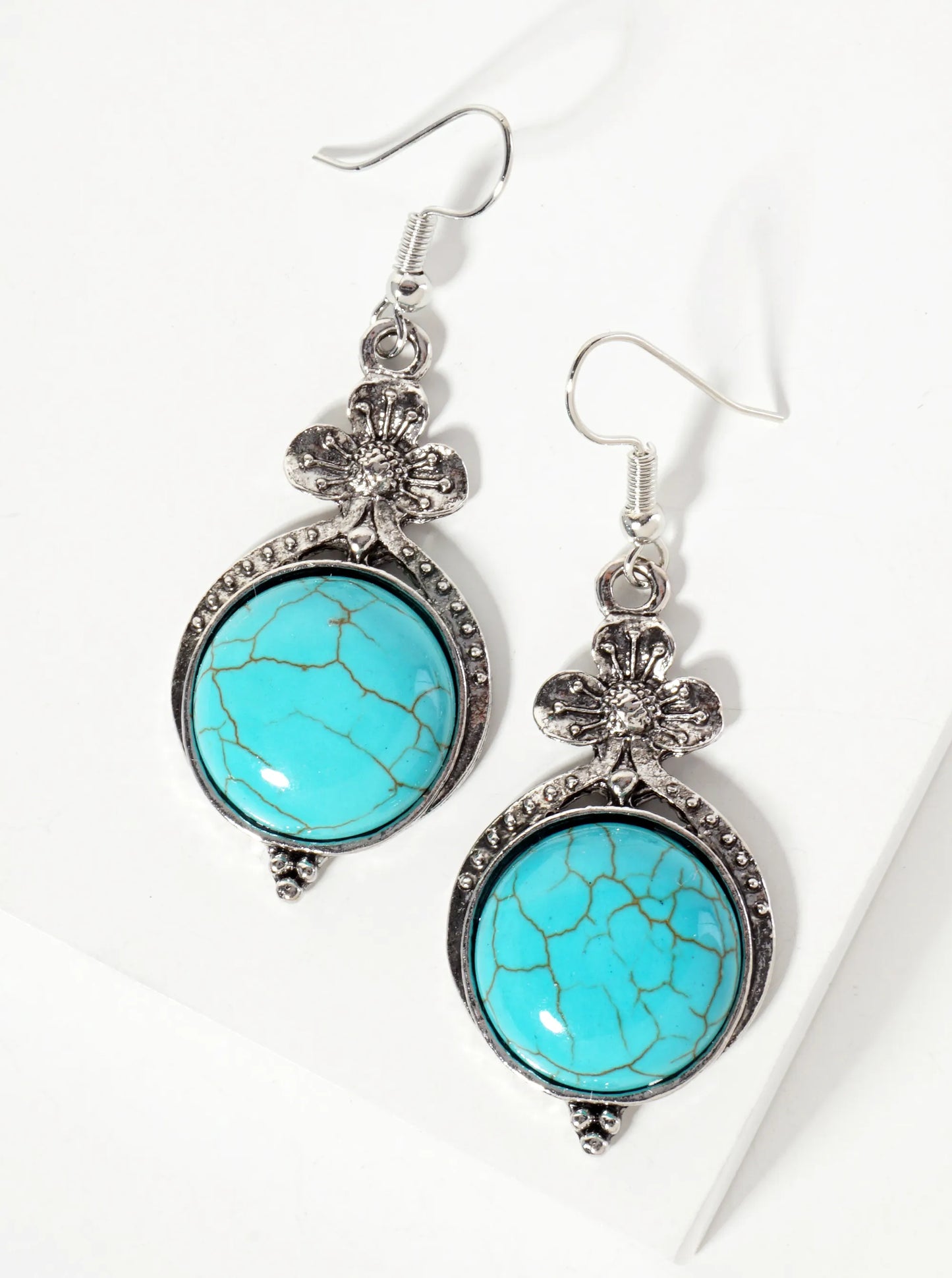 Botanical-Theme Flower-Decorated Semi-Precious Natural-Stone Western Dangle Earrings