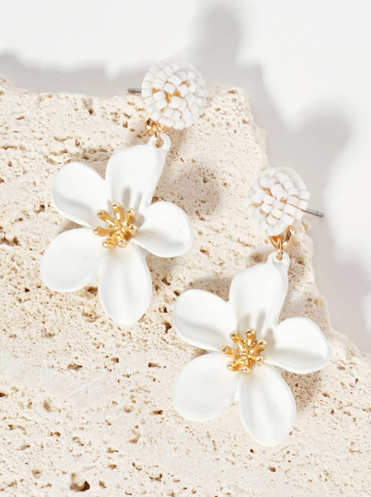 Botanical-Theme Flower Drop Glass-Beaded Dangle Earrings