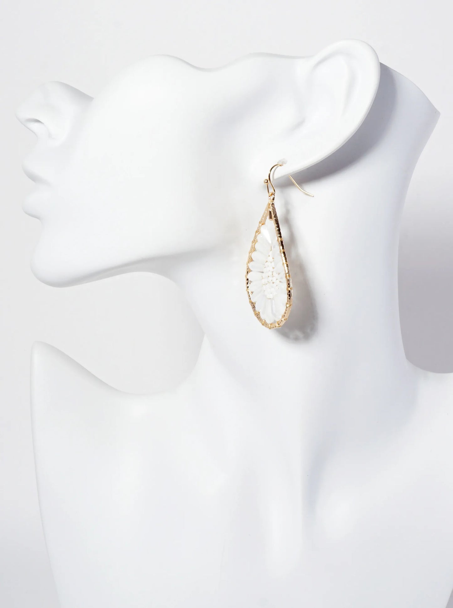 Botanical-Theme Flower-Motif Glass-Beaded Teardrop Dangle Earrings