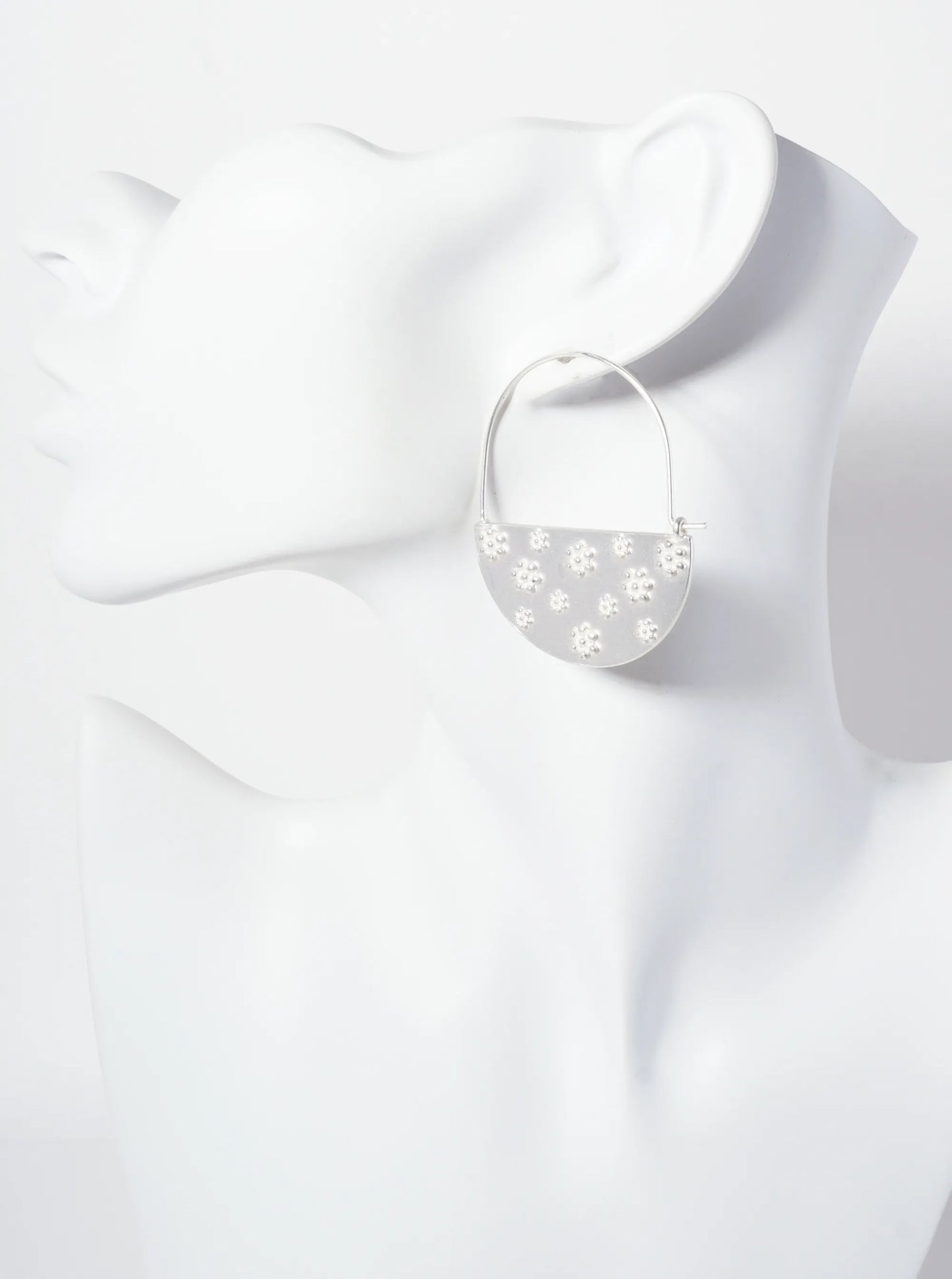 Botanical-Theme Flower-Texture Half-Circle Drop 27mm Wire Hoop Earrings