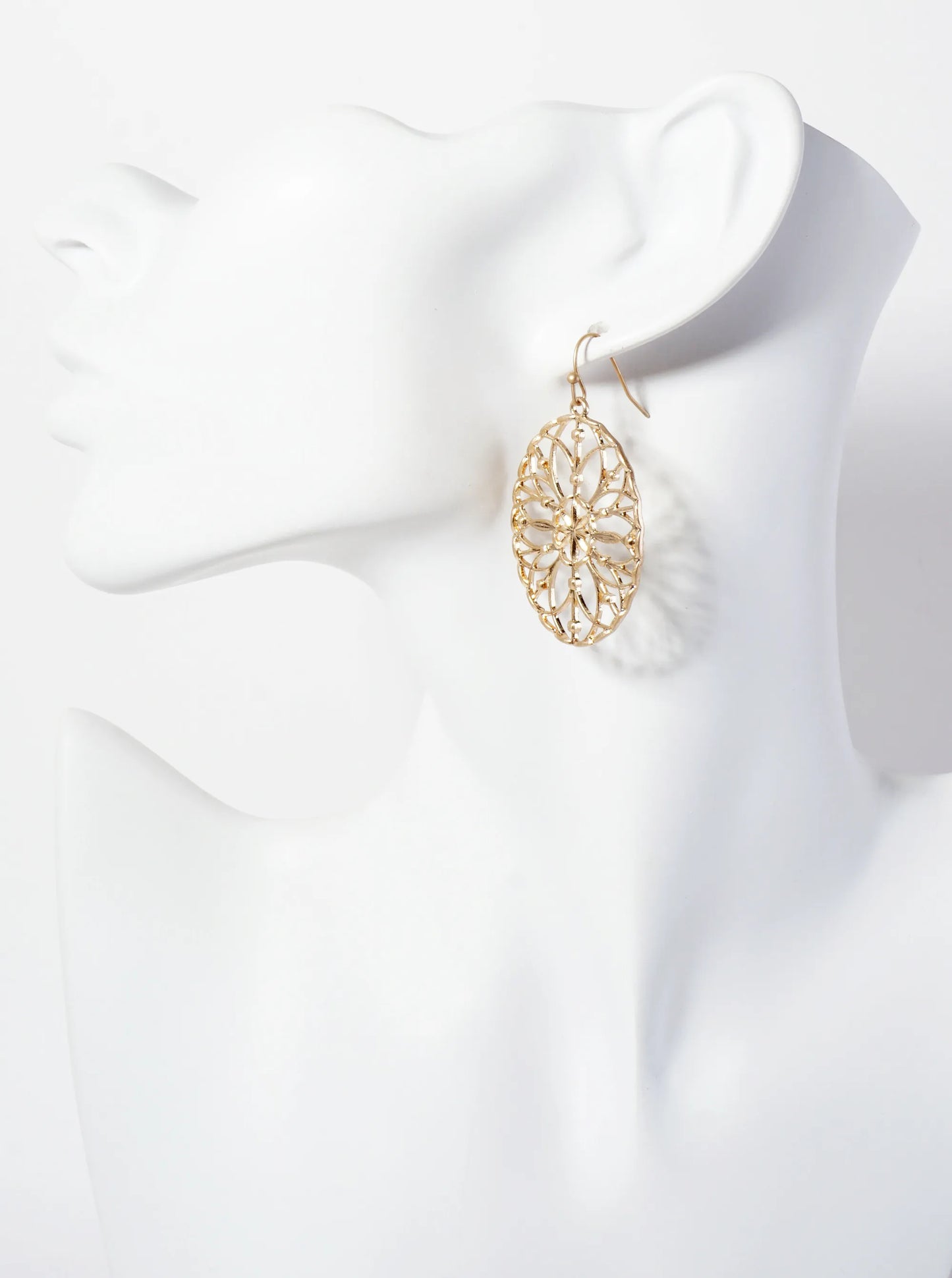 Botanical-Theme Oval-Shaped Filigree Flower Dangle Earrings