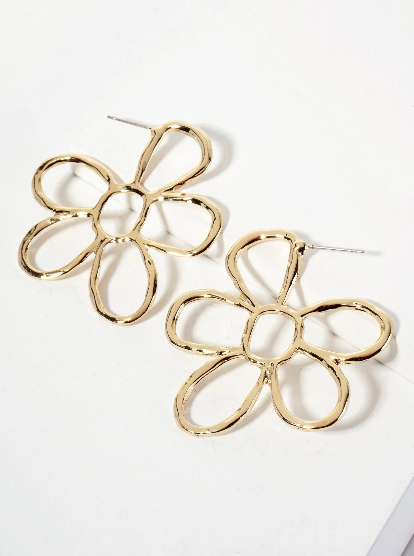 Botanical-Theme Polished Metal Hammered-Texture 45mm Flower Hoop Earrings