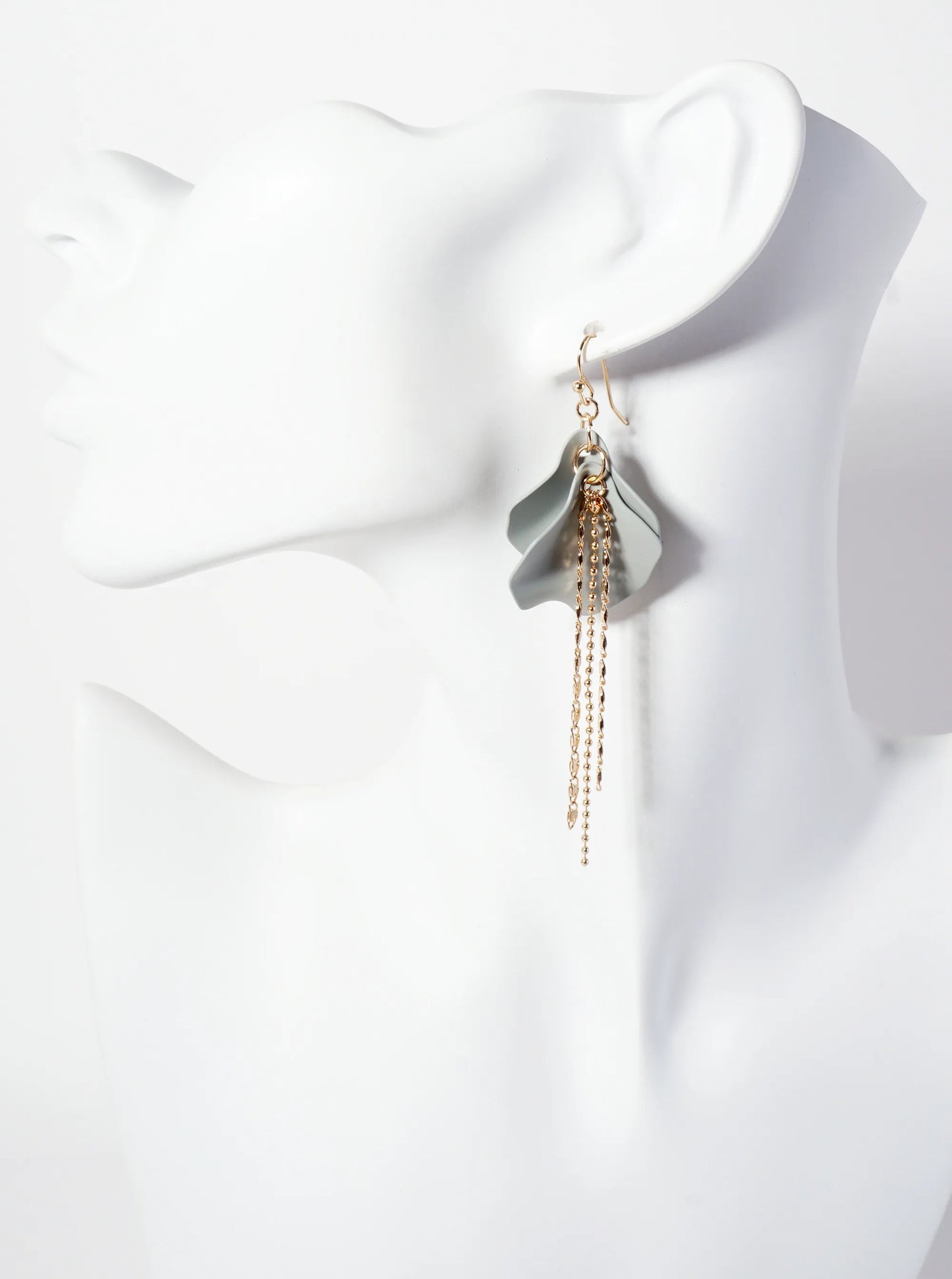 Botanical-Theme Rubber-Coated Flower Petal Design Dangle Earrings With Chain Drop