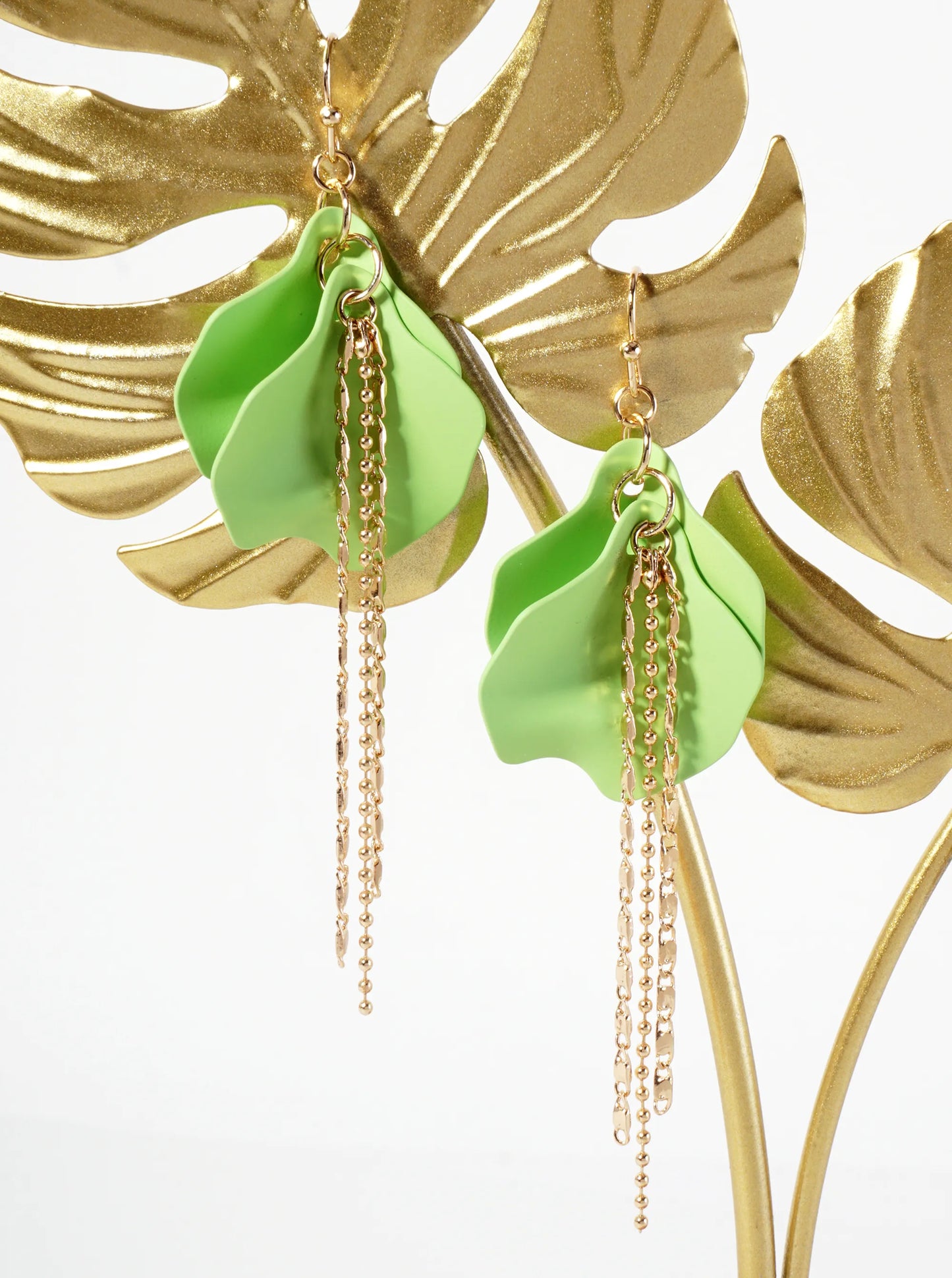 Botanical-Theme Rubber-Coated Flower Petal Design Dangle Earrings With Chain Drop