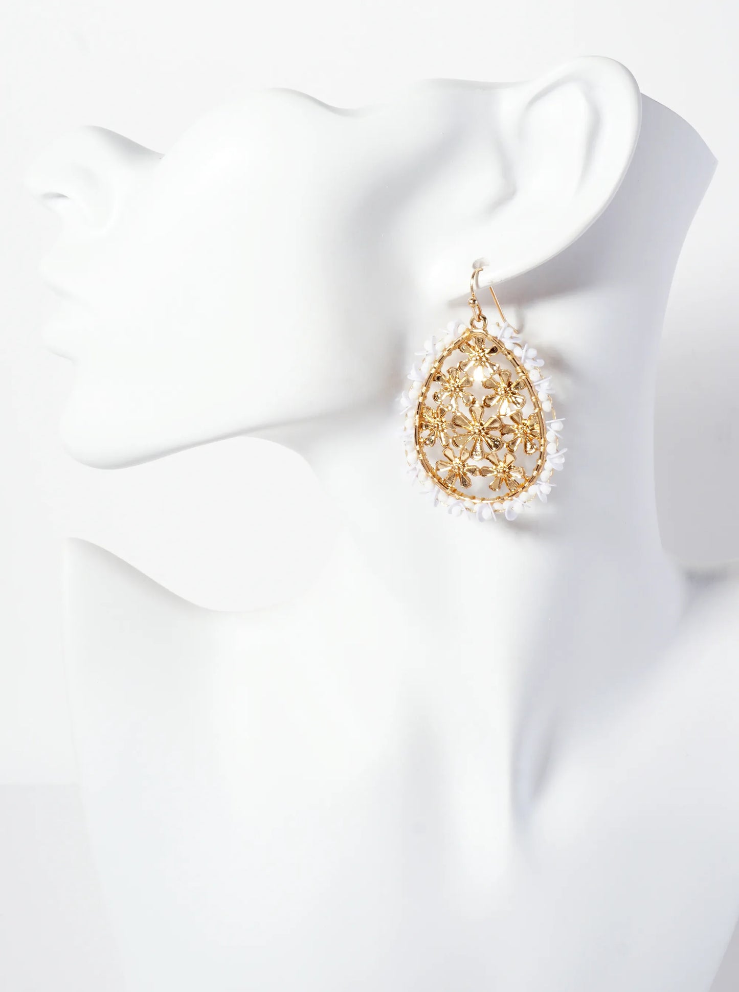 Botanical-Theme Sequin Glass-Beaded Floral Teardrop Dangle Earrings