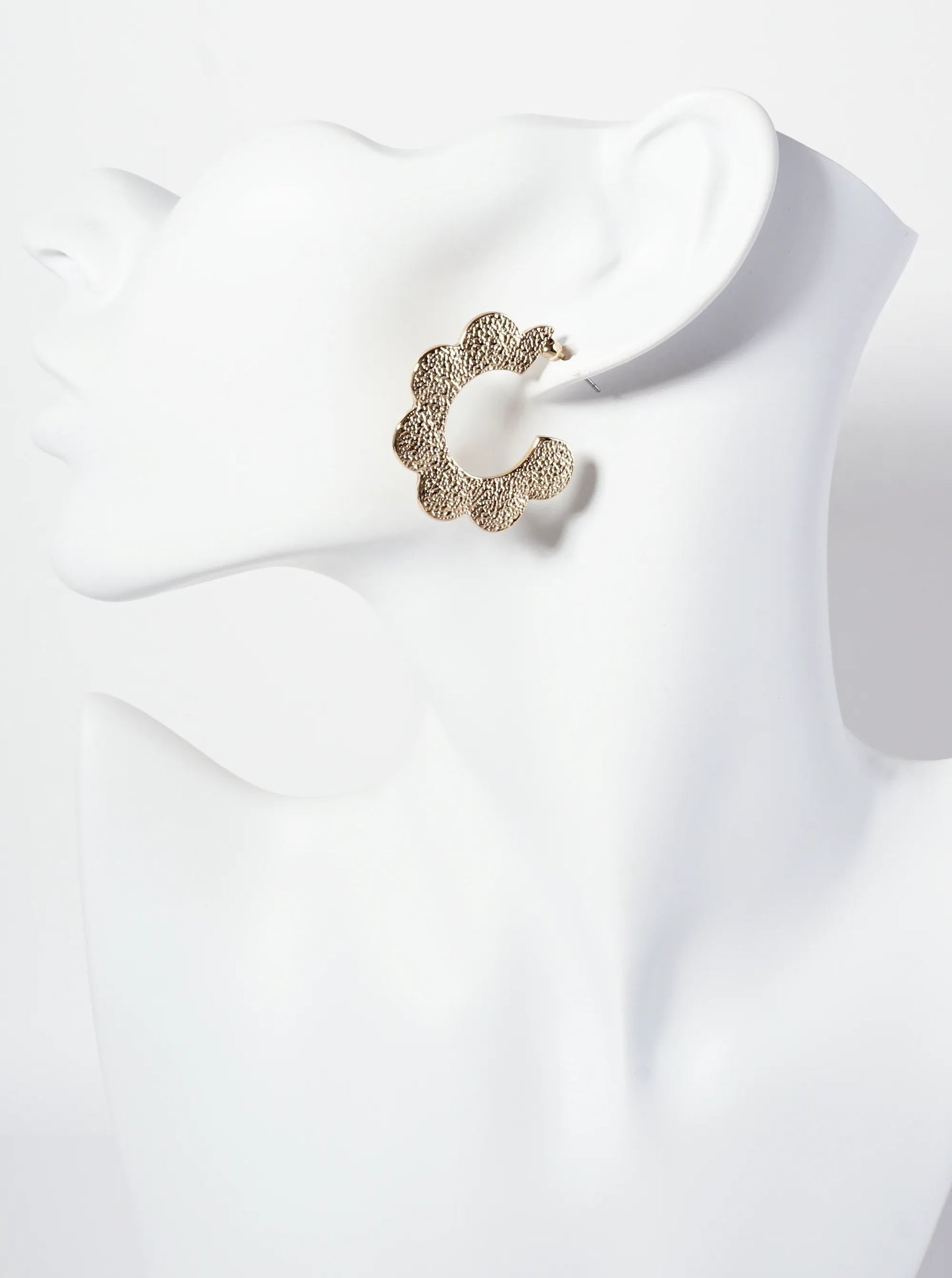 Botanical-Theme Textured 35mm Flower-Shaped Open Hoop Earrings