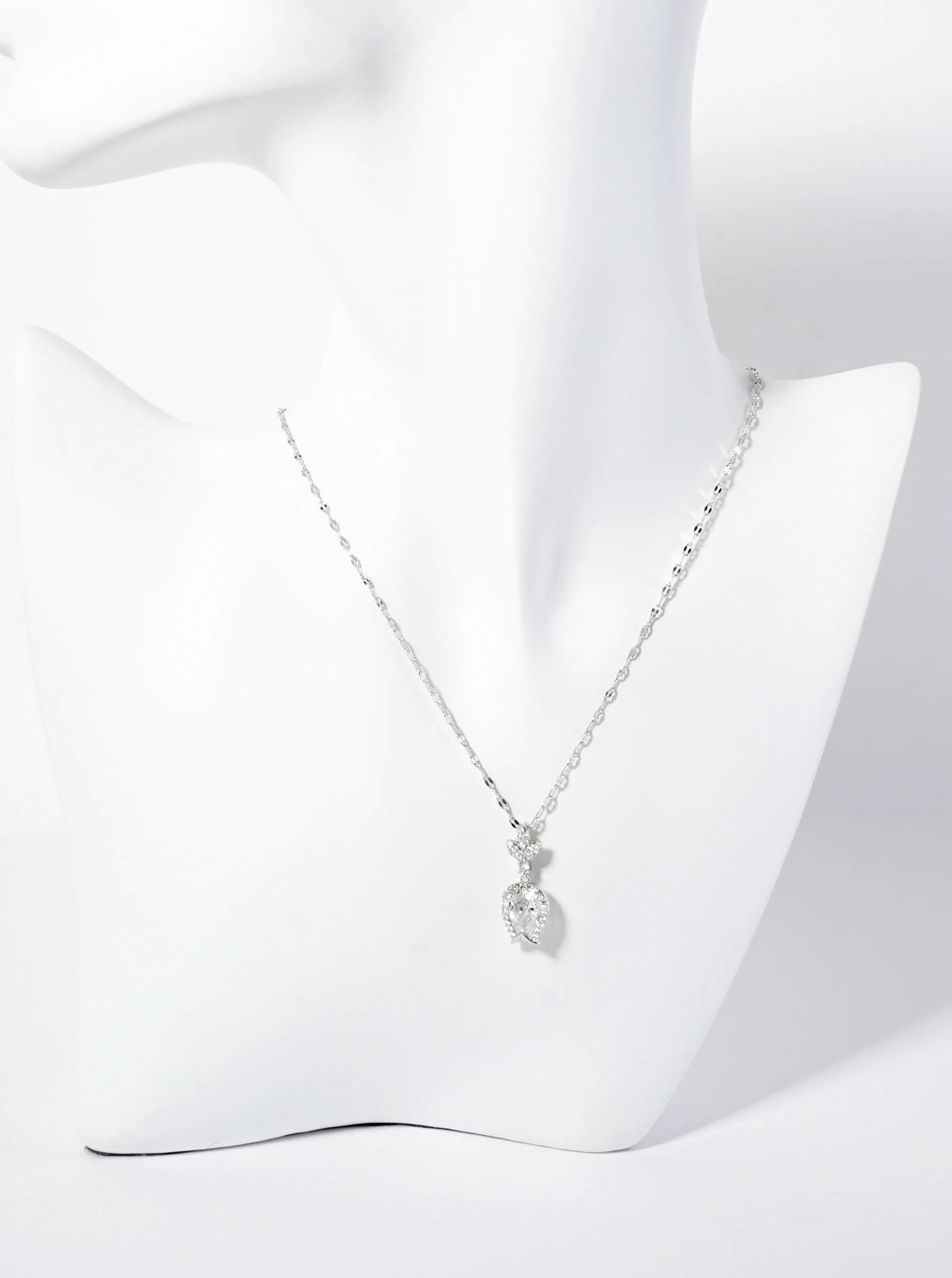 Botanical-Theme Upside-Down Tulip Design 18K-Gold-Dipped Cubic-Zirconia Pendant Necklace