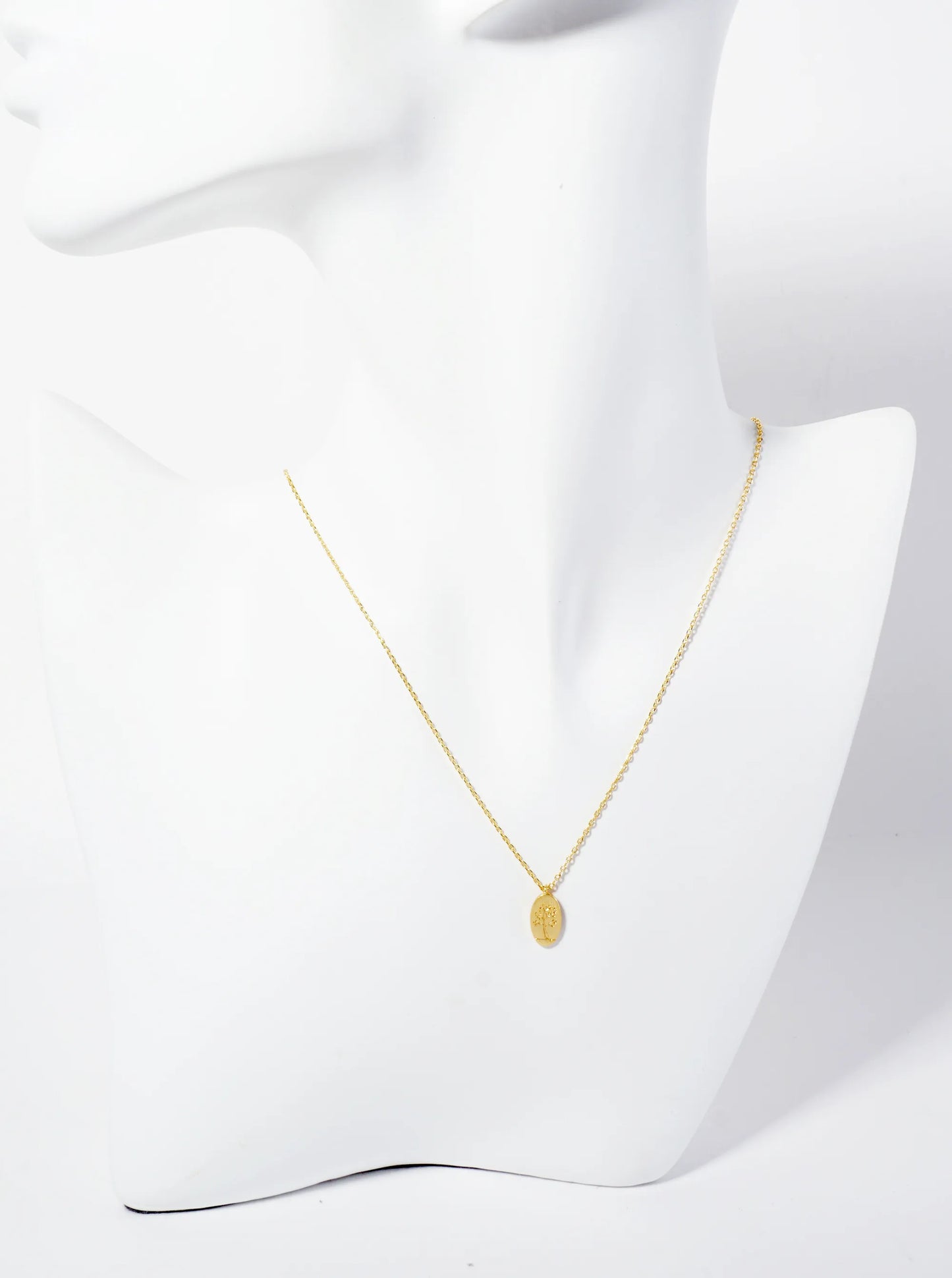 Botanical-theme 18K-Gold-Dipped Brushed-Texture Tree Engraved Oval Pendant Necklace